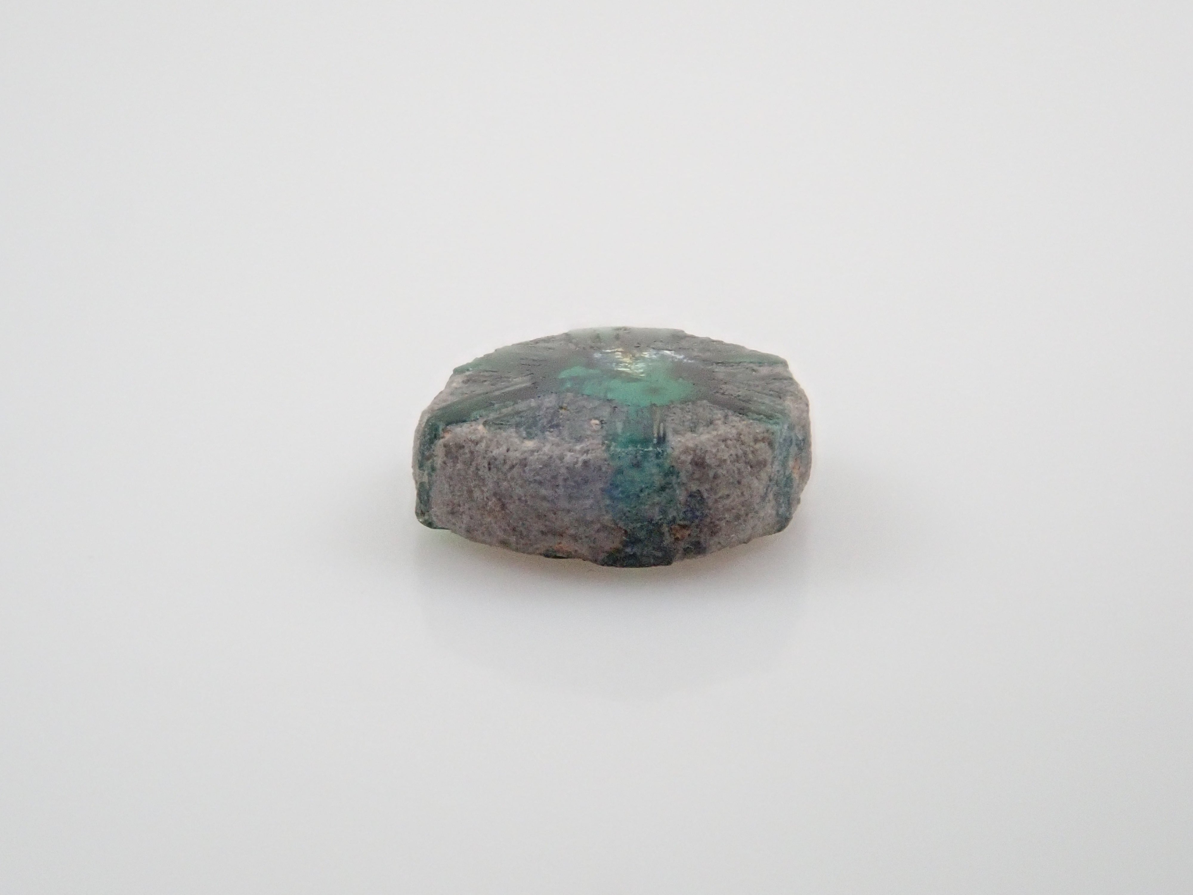 コロンビア産トラピッチェエメラルド(逆トラピッチェ) 0.168ct原石