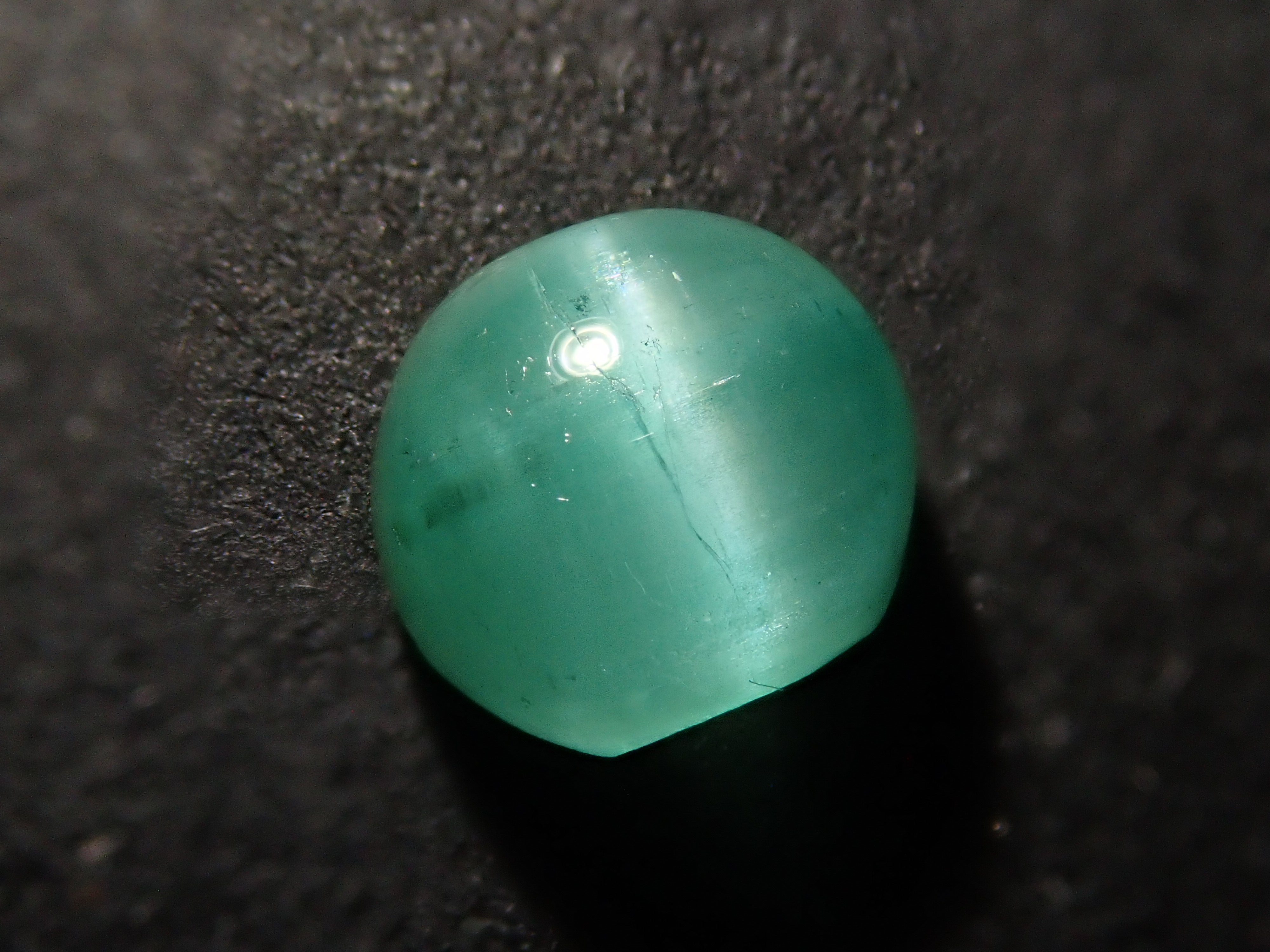 【12/25 22時販売】コロンビア産エメラルドキャッツアイ 1.121ctルース