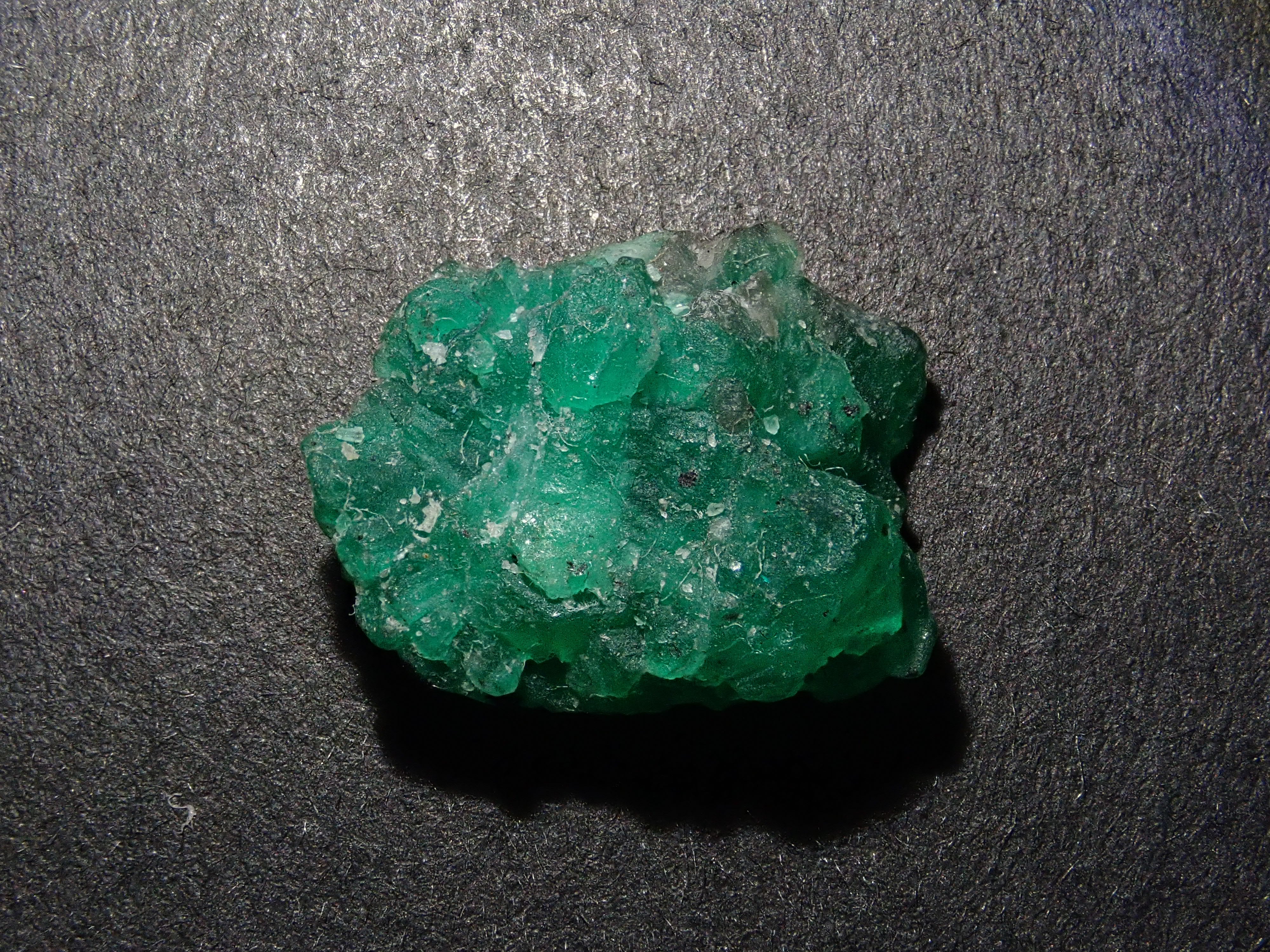 【12/20 22時販売】コロンビア産エメラルド 6.933ct原石