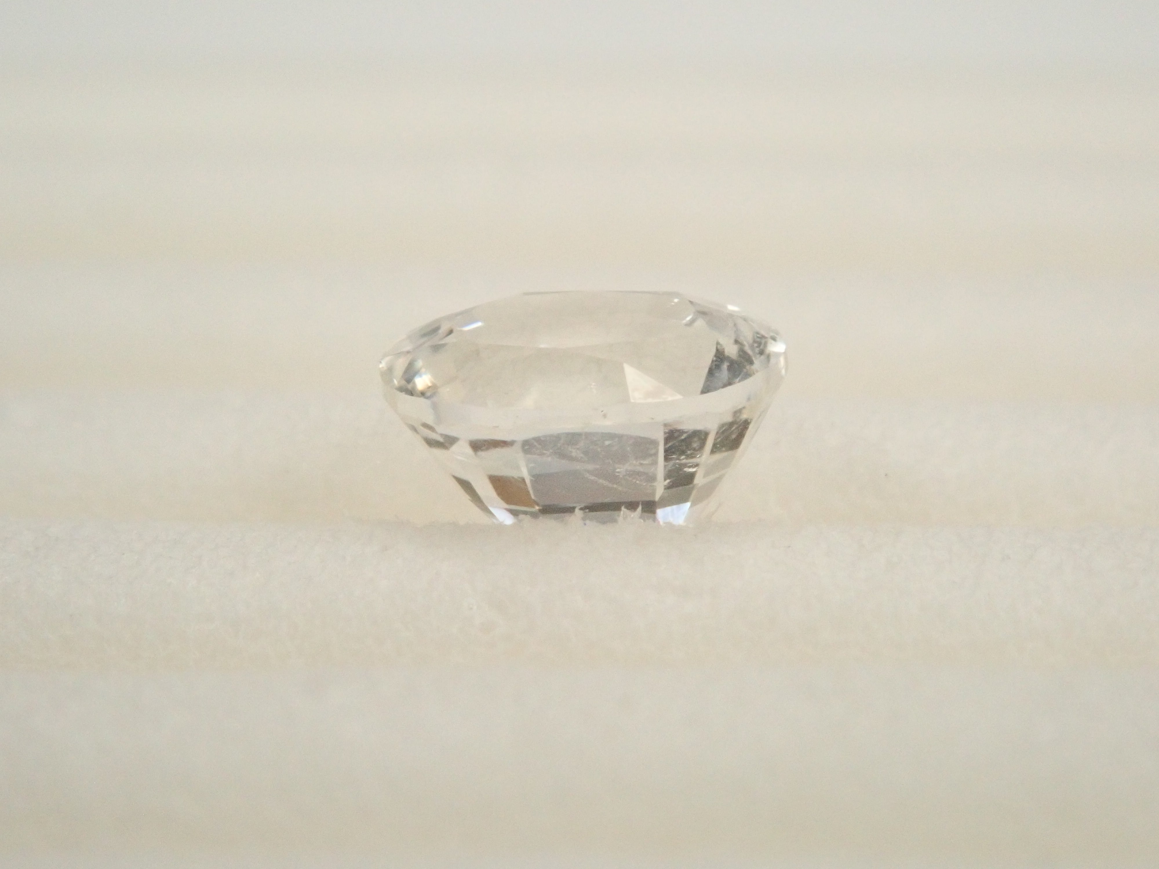 【12/21 22時販売】ミャンマー産リューコガーネット 0.542ctルース 鑑別書