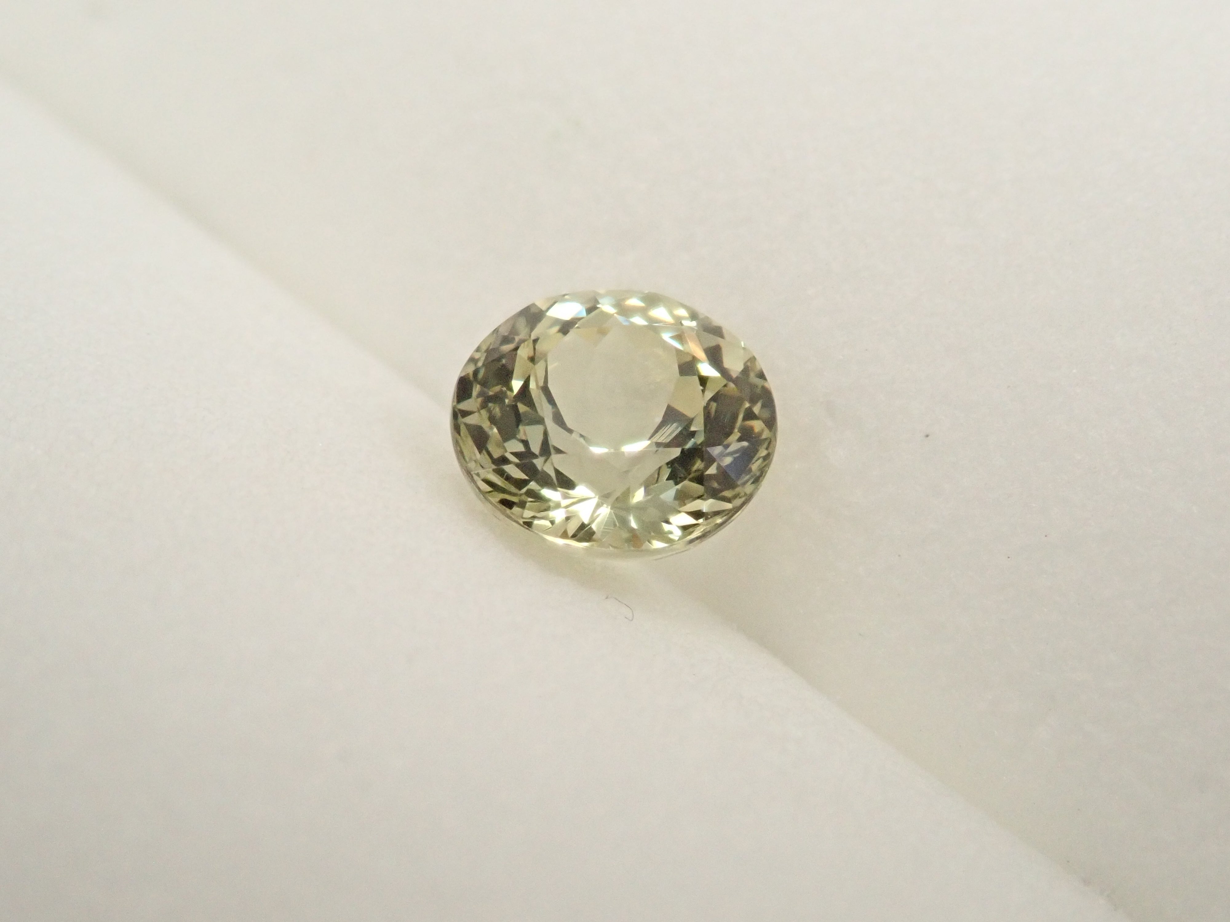 【12/12 22時販売】マリ共和国産マリガーネット(グロッシュラー/アンドラダイト・ガーネット) 0.741ctルース 鑑別書