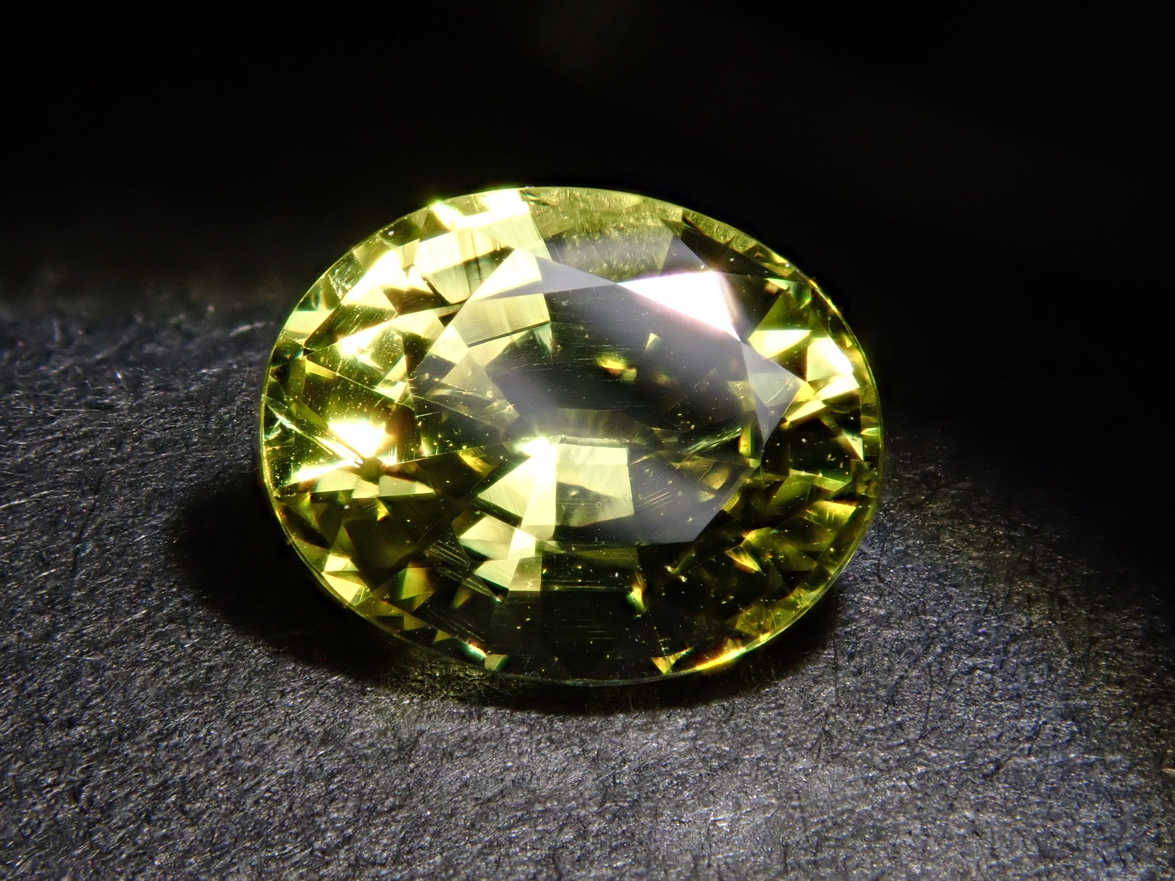 【12/10 22時販売】マリ共和国産マリガーネット(グロッシュラー/アンドラダイト・ガーネット) 1.008ctルース 鑑別書