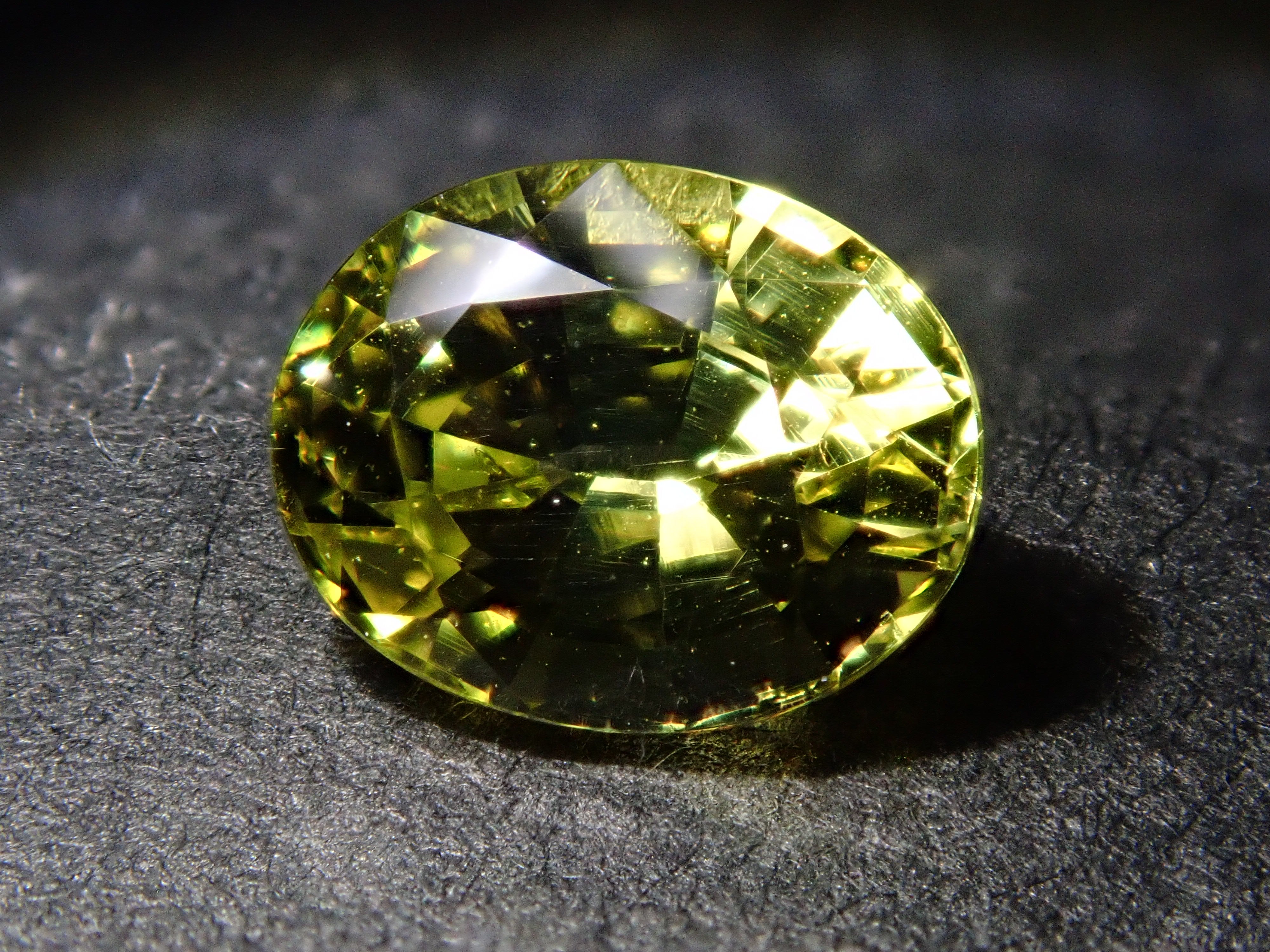 【12/10 22時販売】マリ共和国産マリガーネット(グロッシュラー/アンドラダイト・ガーネット) 1.008ctルース 鑑別書