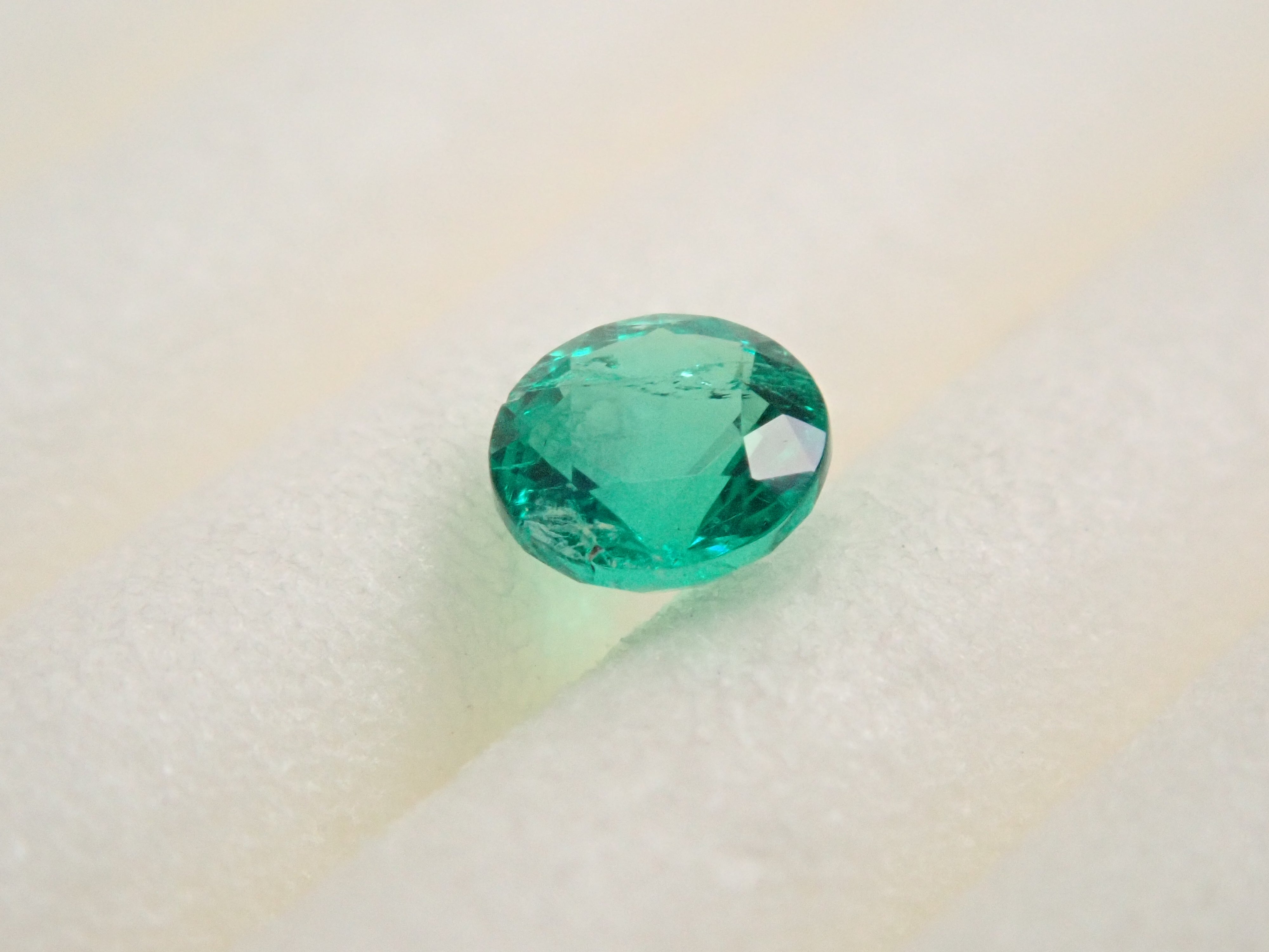 【12/14 22時販売】コロンビア産エメラルド 3.0mm/0.098ctルース