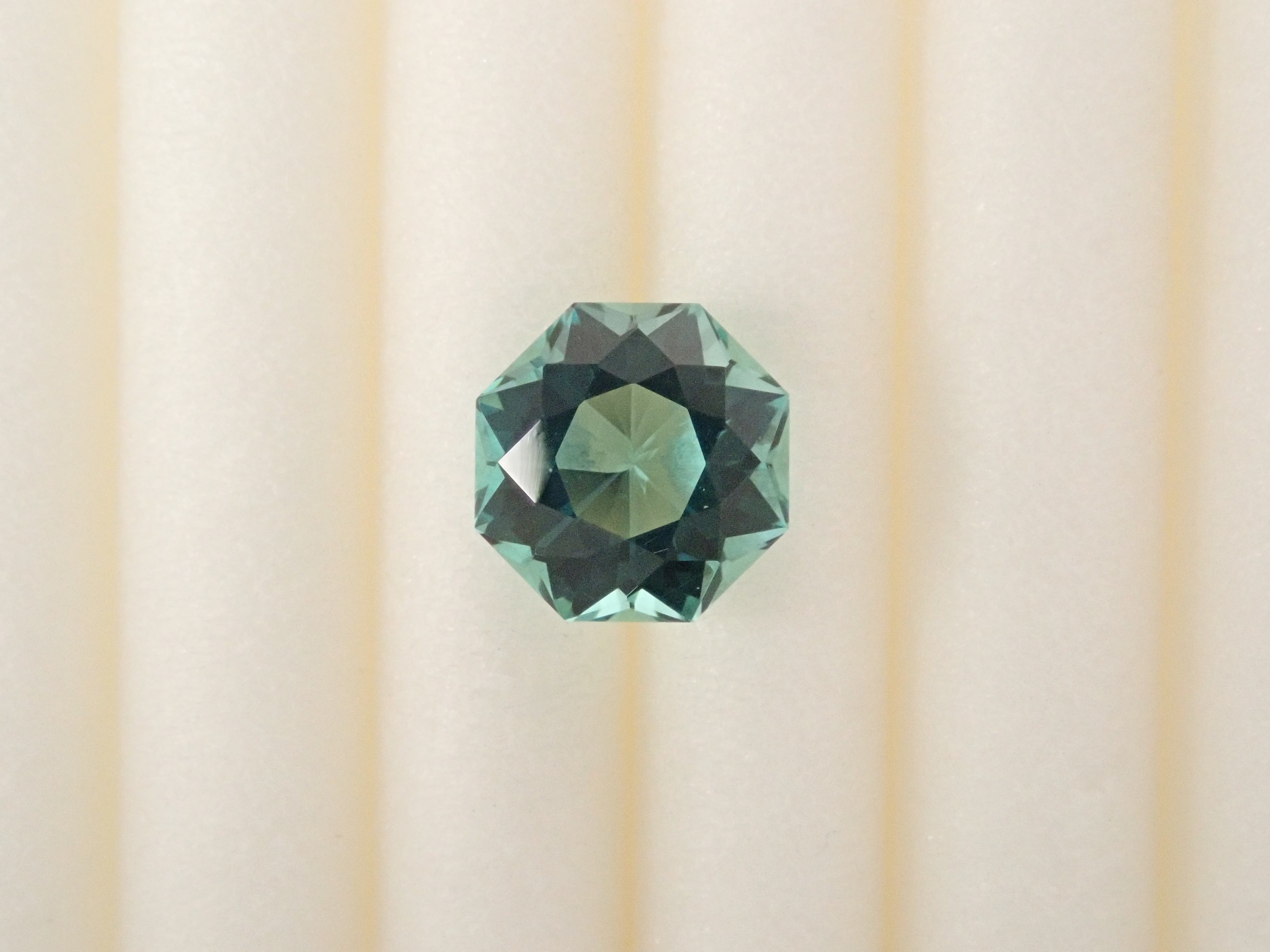 Synthetic quartz 0.430ct loose stone