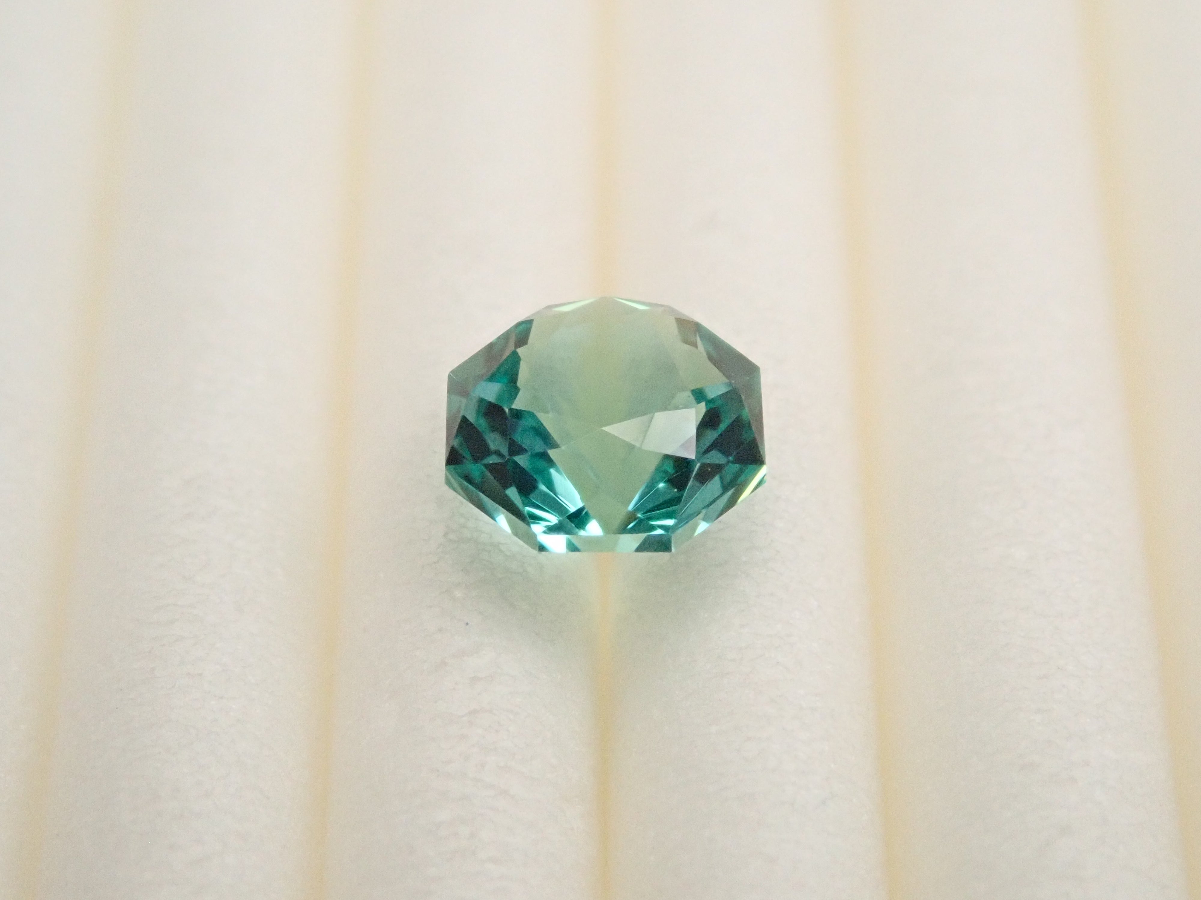 Synthetic quartz 0.430ct loose stone