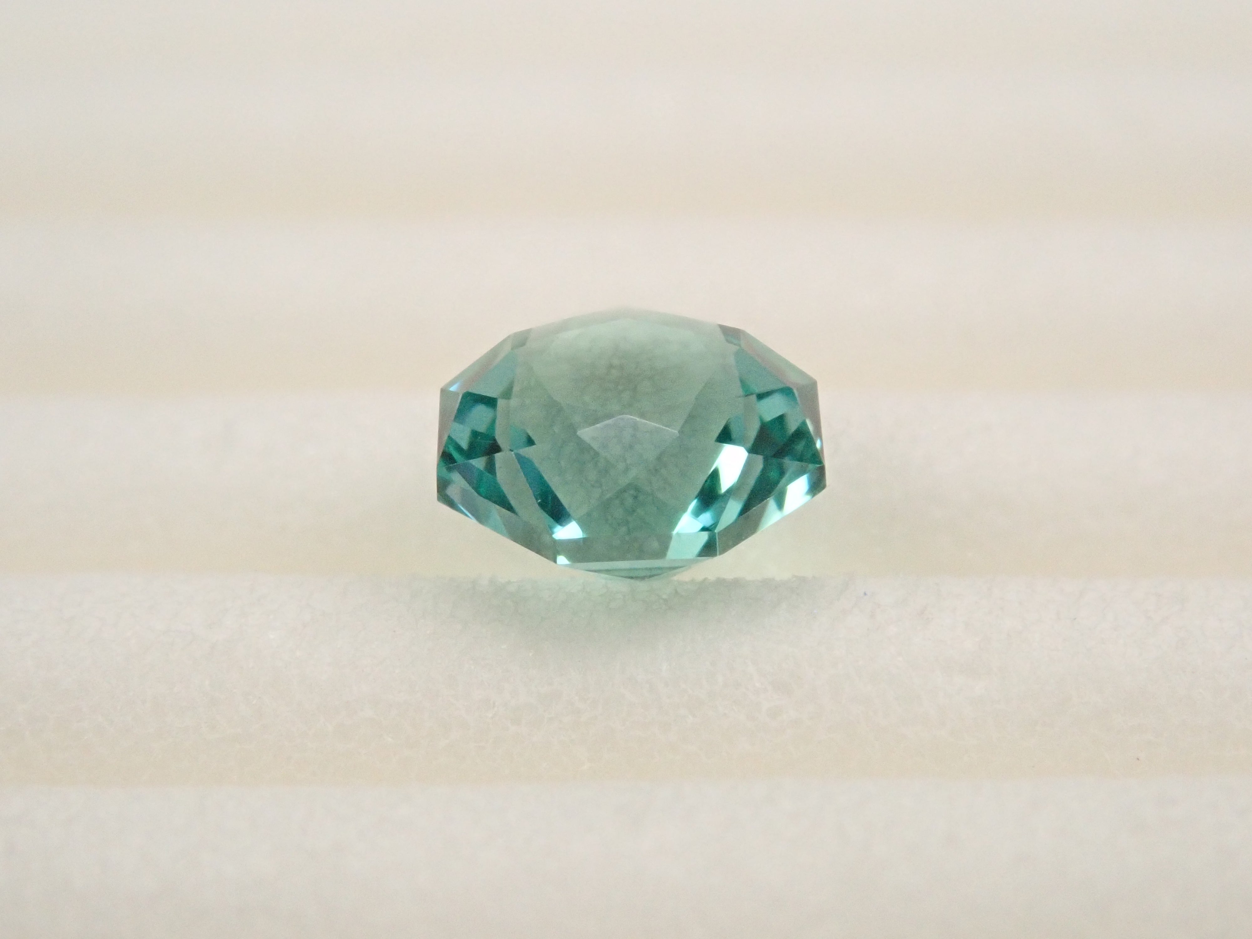 Synthetic quartz 0.430ct loose stone