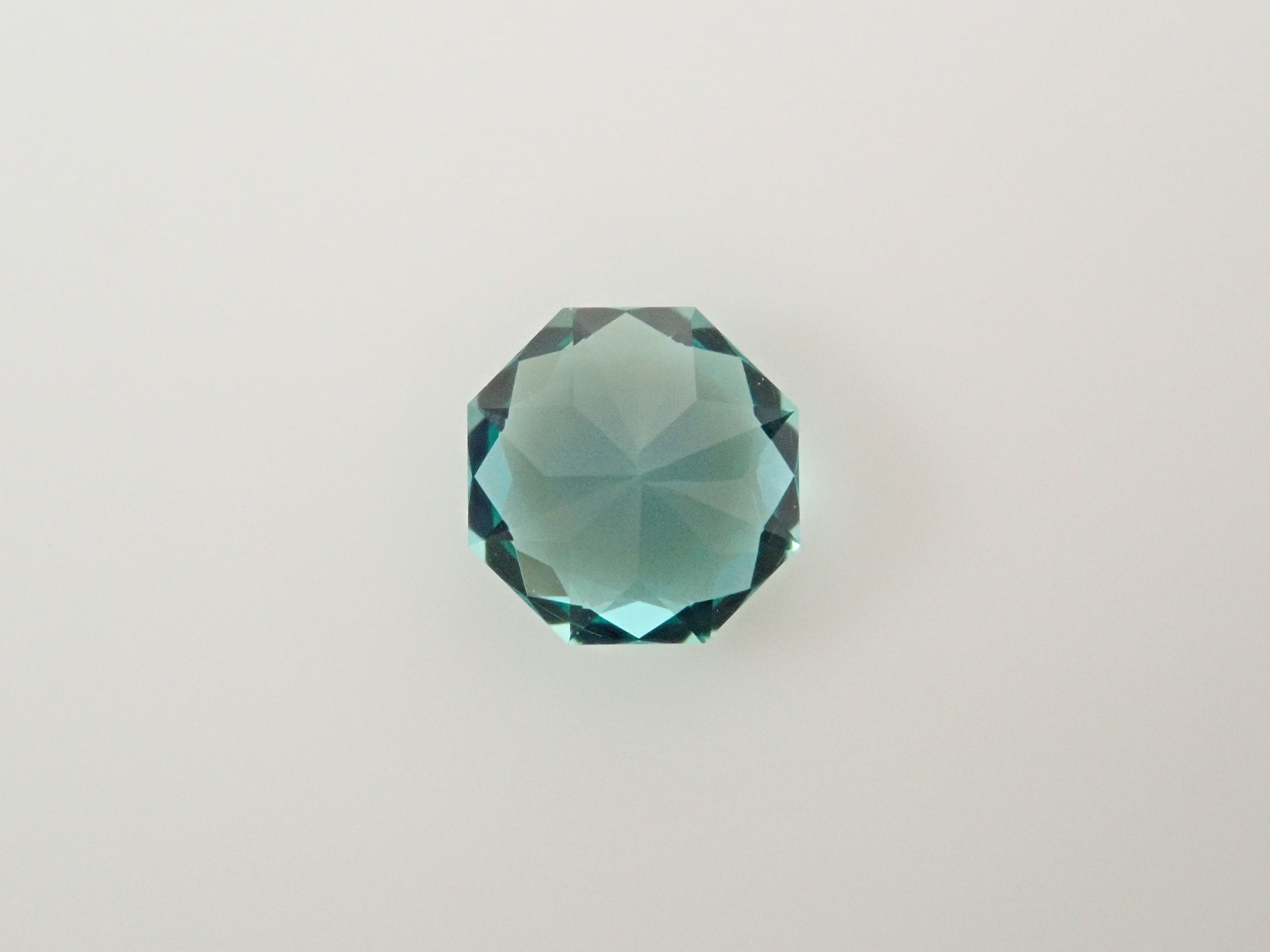 Synthetic quartz 0.430ct loose stone