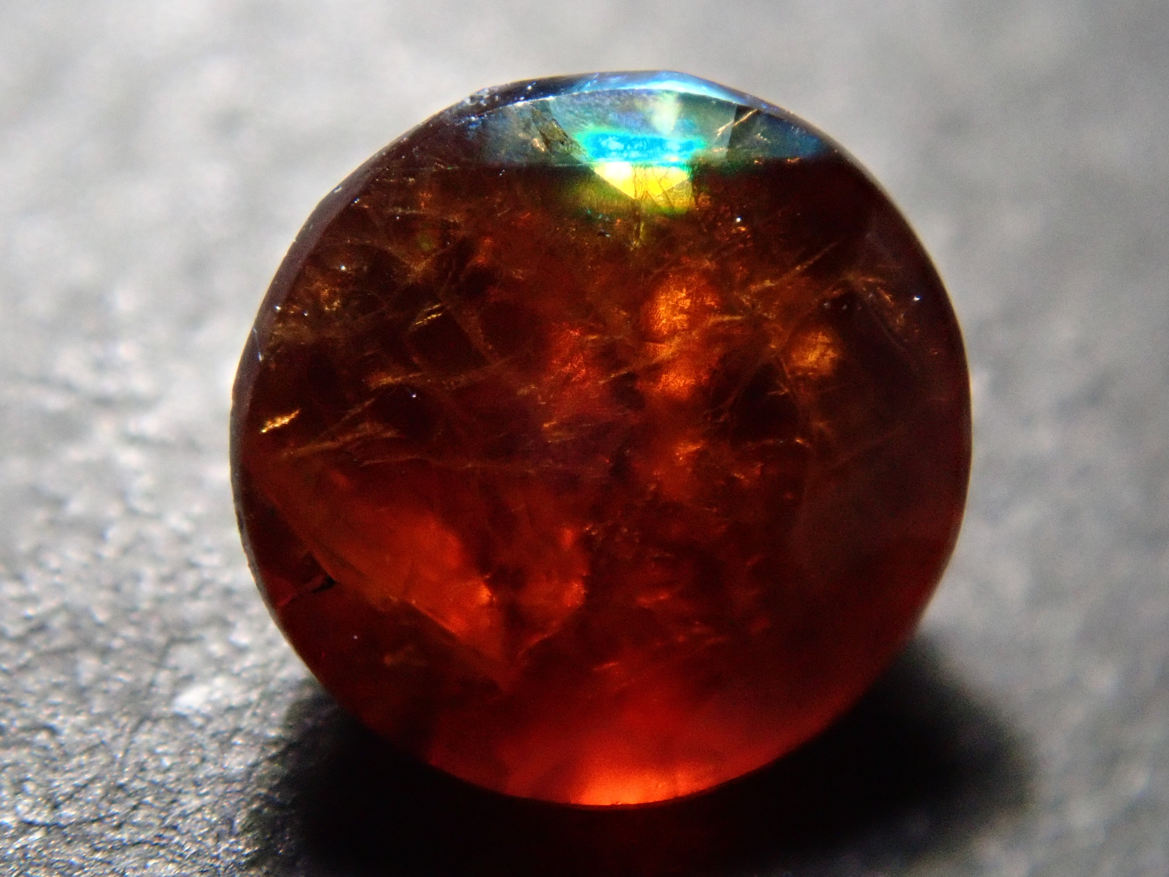 Rainbow Garnet (Andradite Garnet) 0.771ct Loose Stone from Tenkawa Village, Nara Prefecture