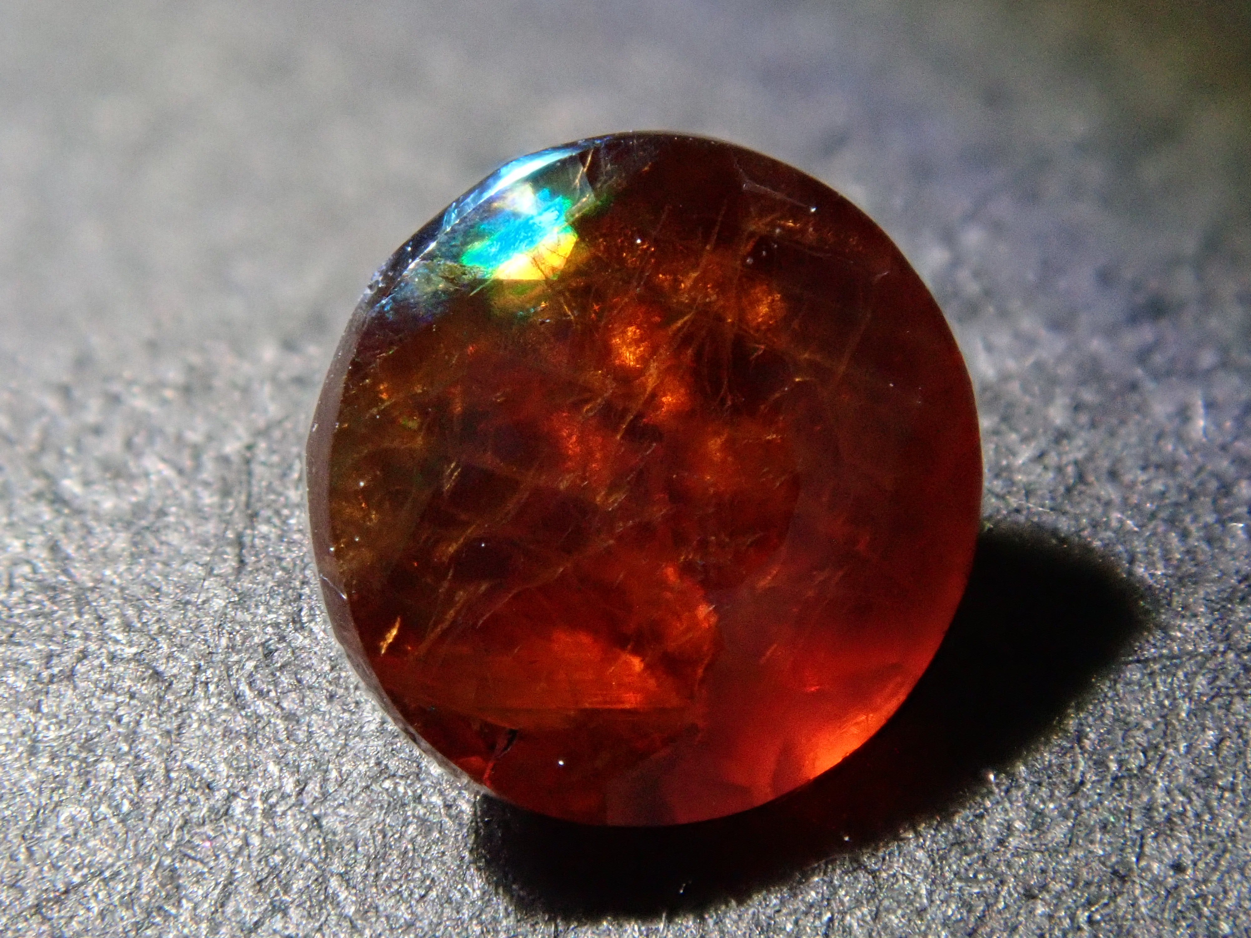Rainbow Garnet (Andradite Garnet) 0.771ct Loose Stone from Tenkawa Village, Nara Prefecture