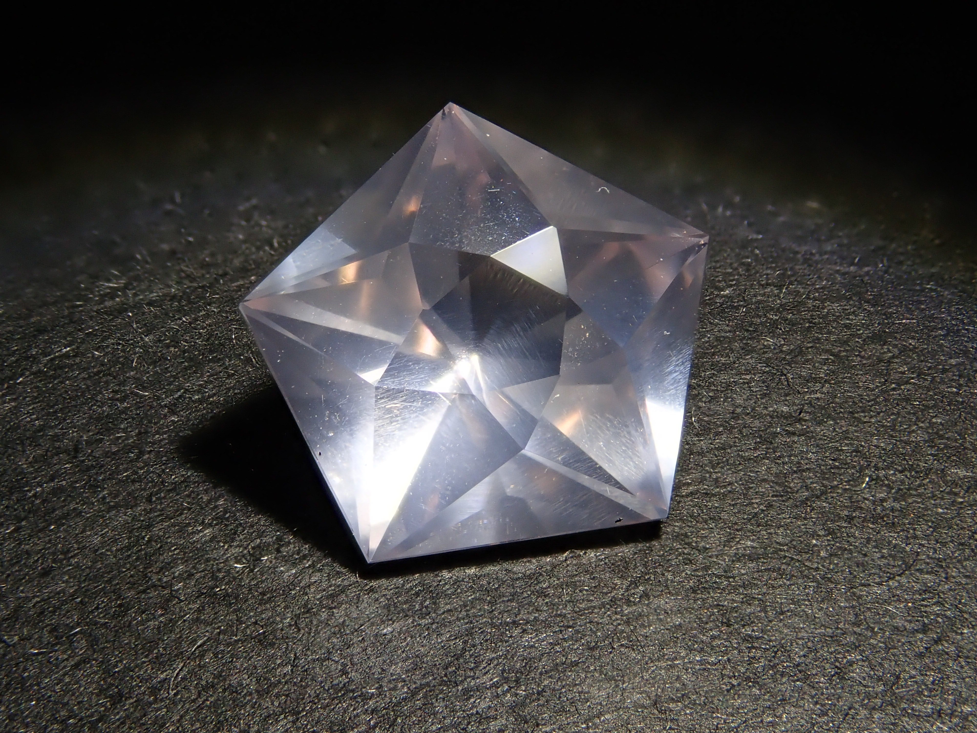 【1/4 22時販売】ブラジル産ローズクォーツ 1.793ctルース