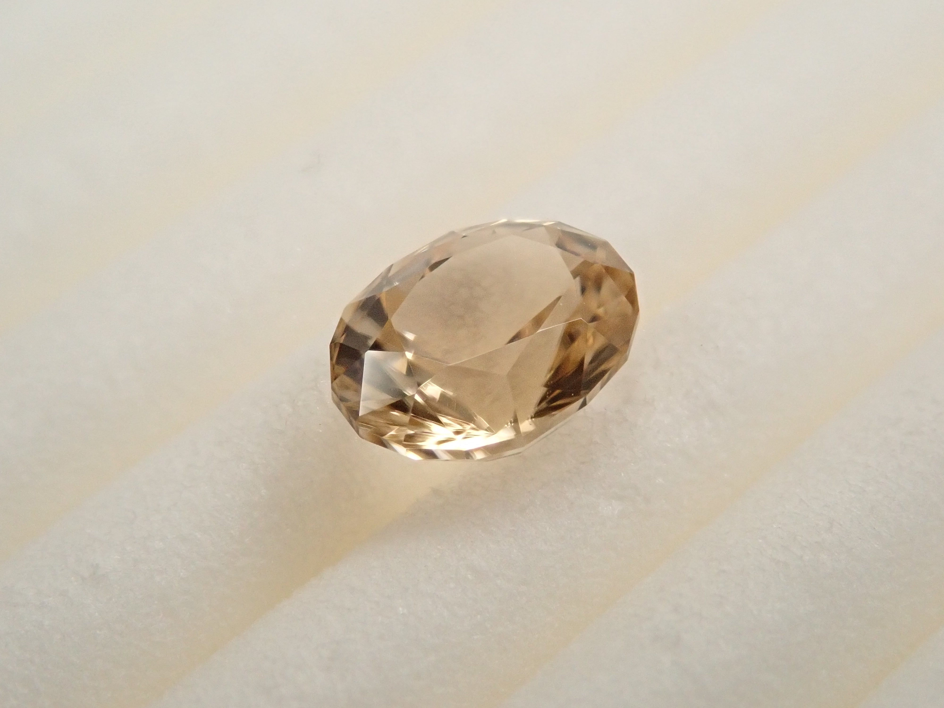 【12/9 22時販売】スリランカ産シンハライト 0.658ctルース