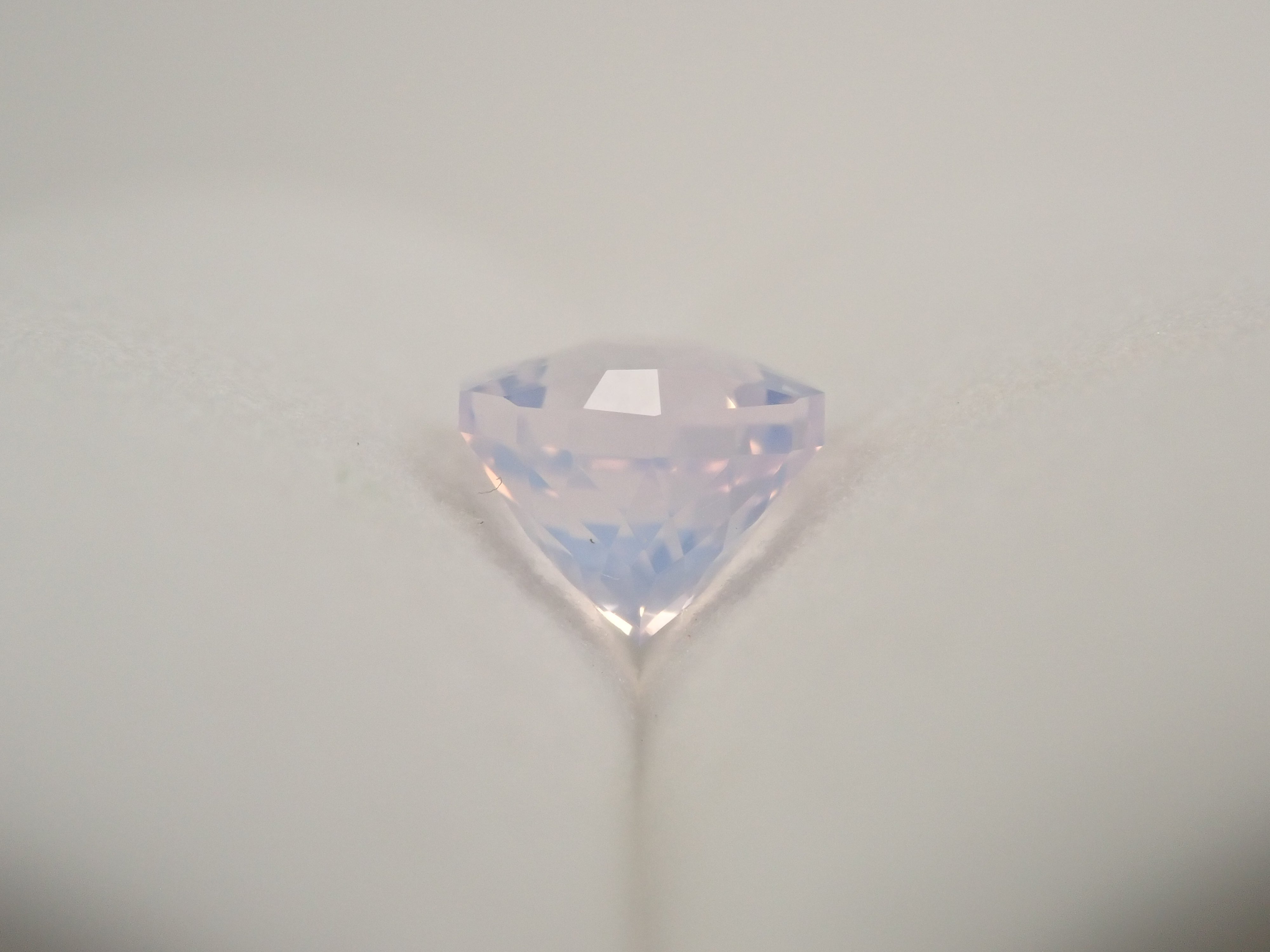 【12/9 22時販売】ブラジル産ラベンダークォーツ(スコロライト) 0.994ctルース