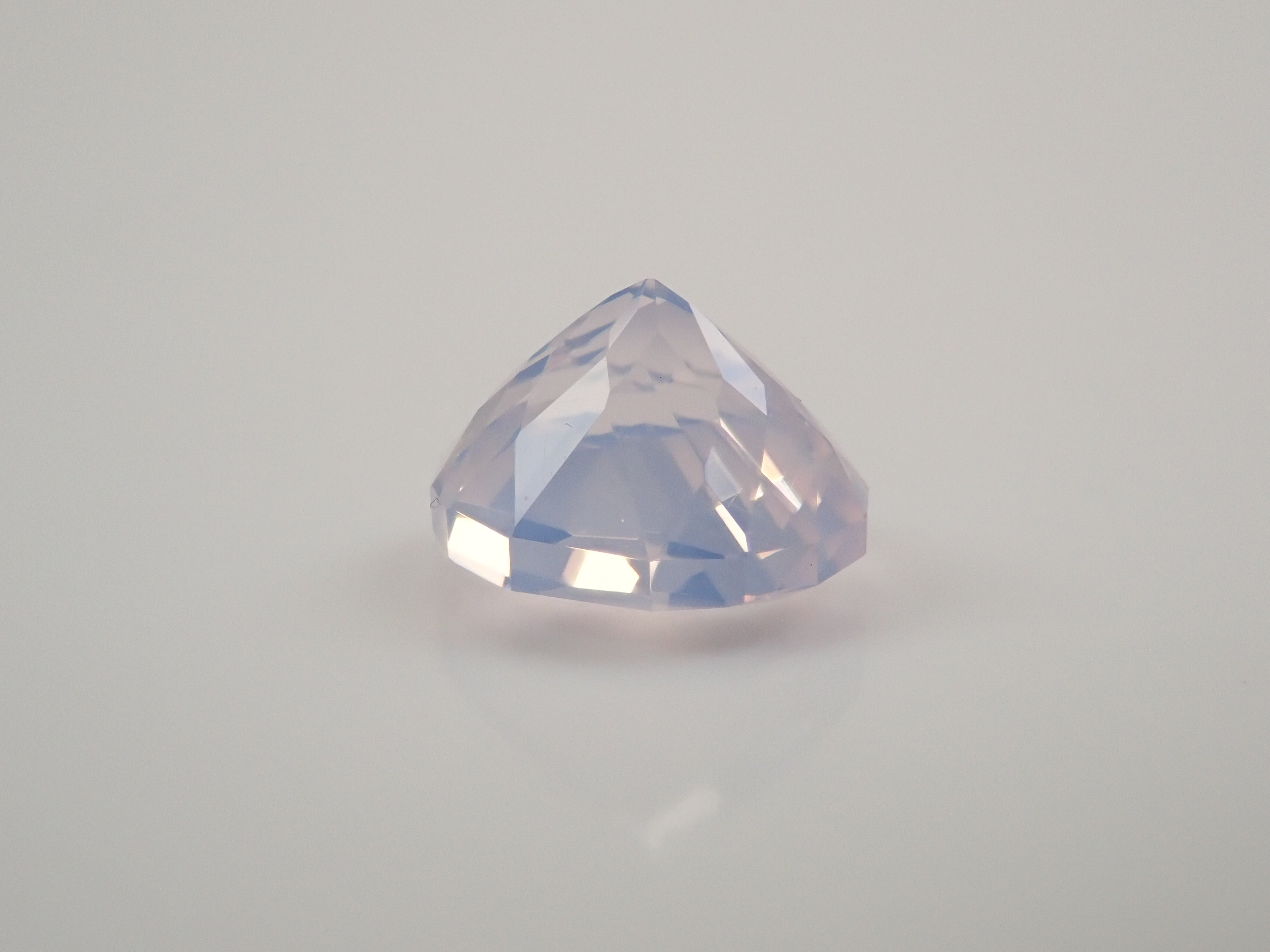 【12/9 22時販売】ブラジル産ラベンダークォーツ(スコロライト) 0.994ctルース