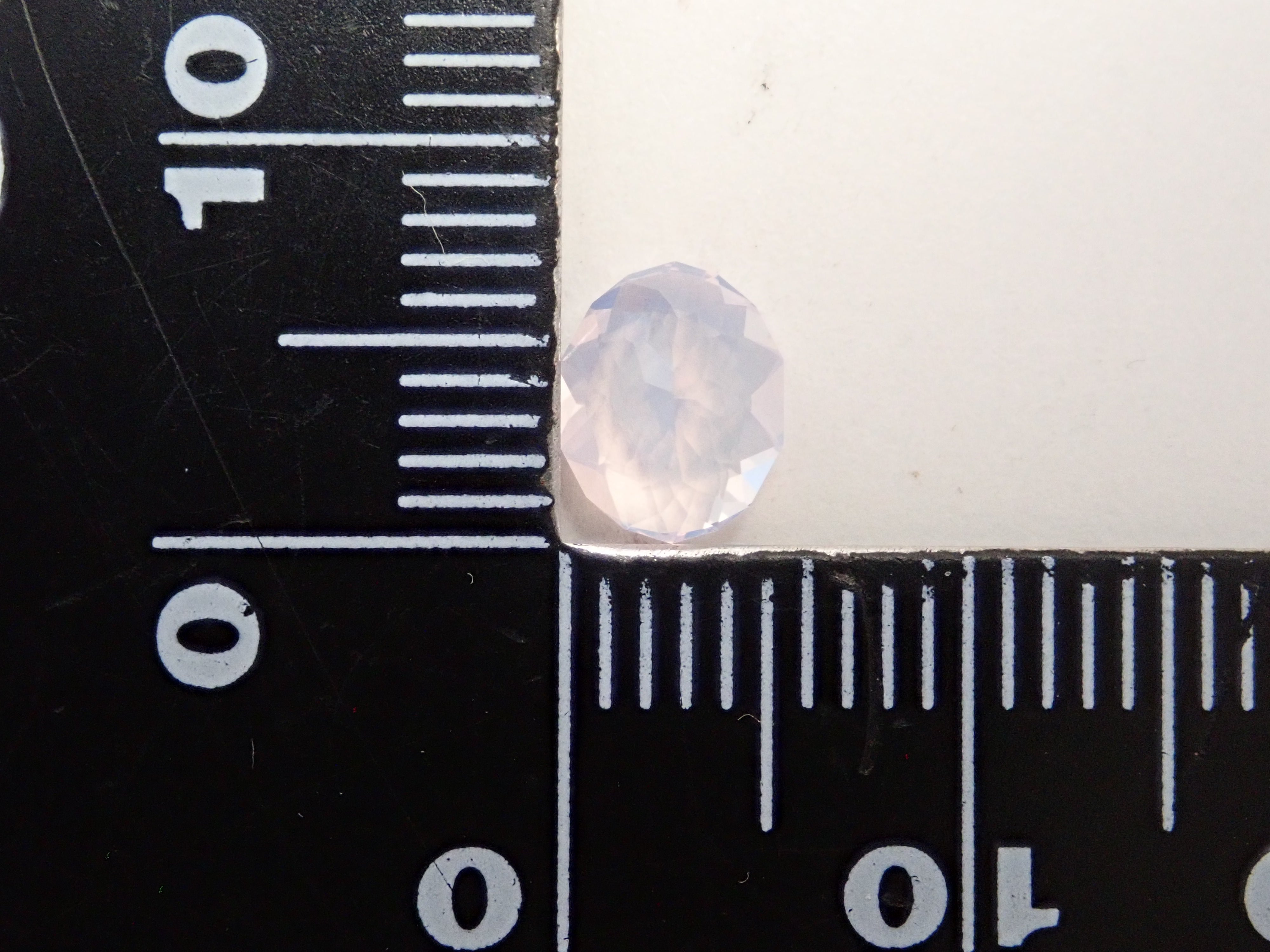 【12/9 22時販売】ブラジル産ラベンダークォーツ(スコロライト) 0.994ctルース