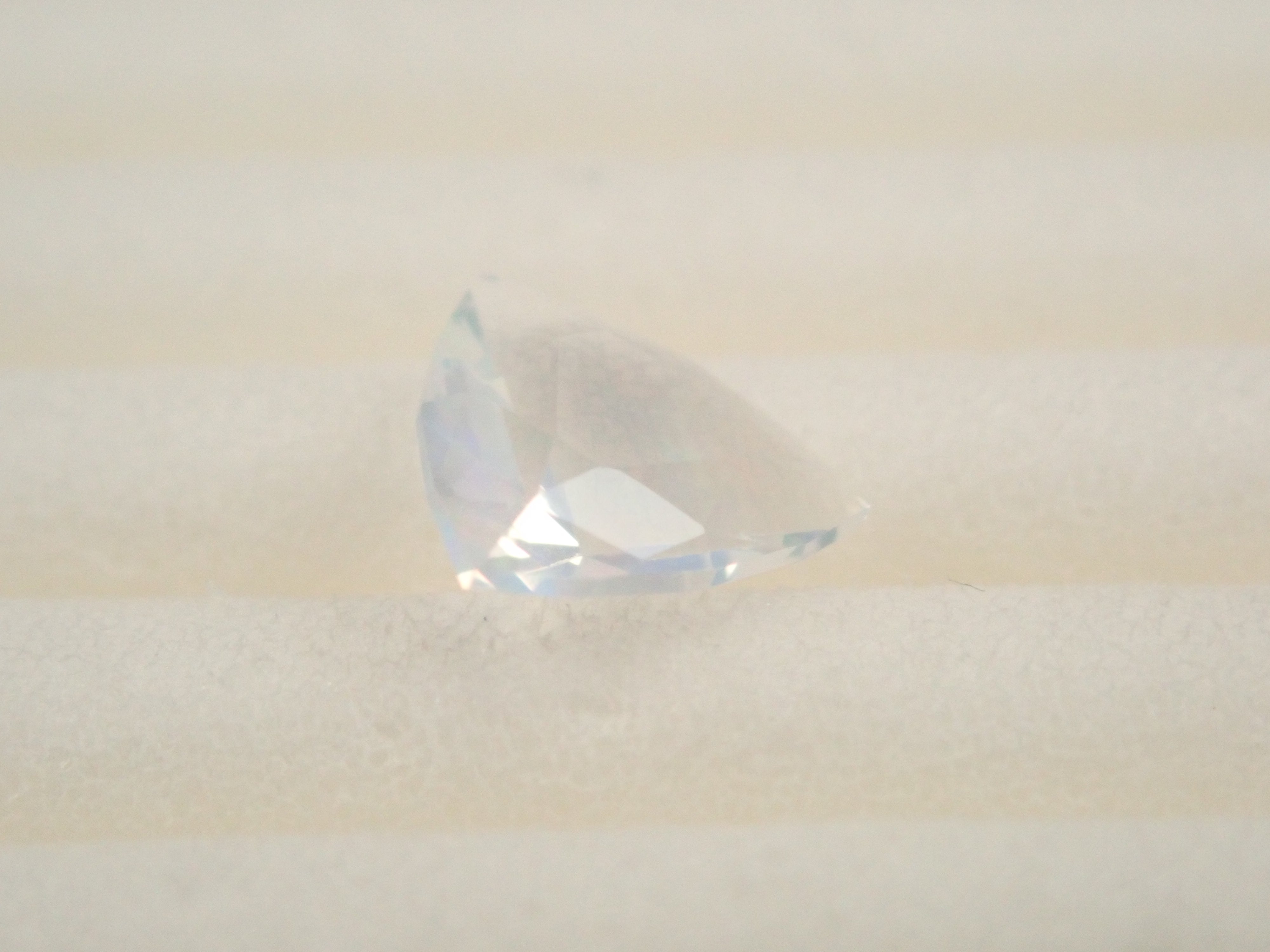 【1/4 22時販売】メキシコ産ウォーターオパール(ファセットカット) 0.215ctルース(コントラルスオパール)