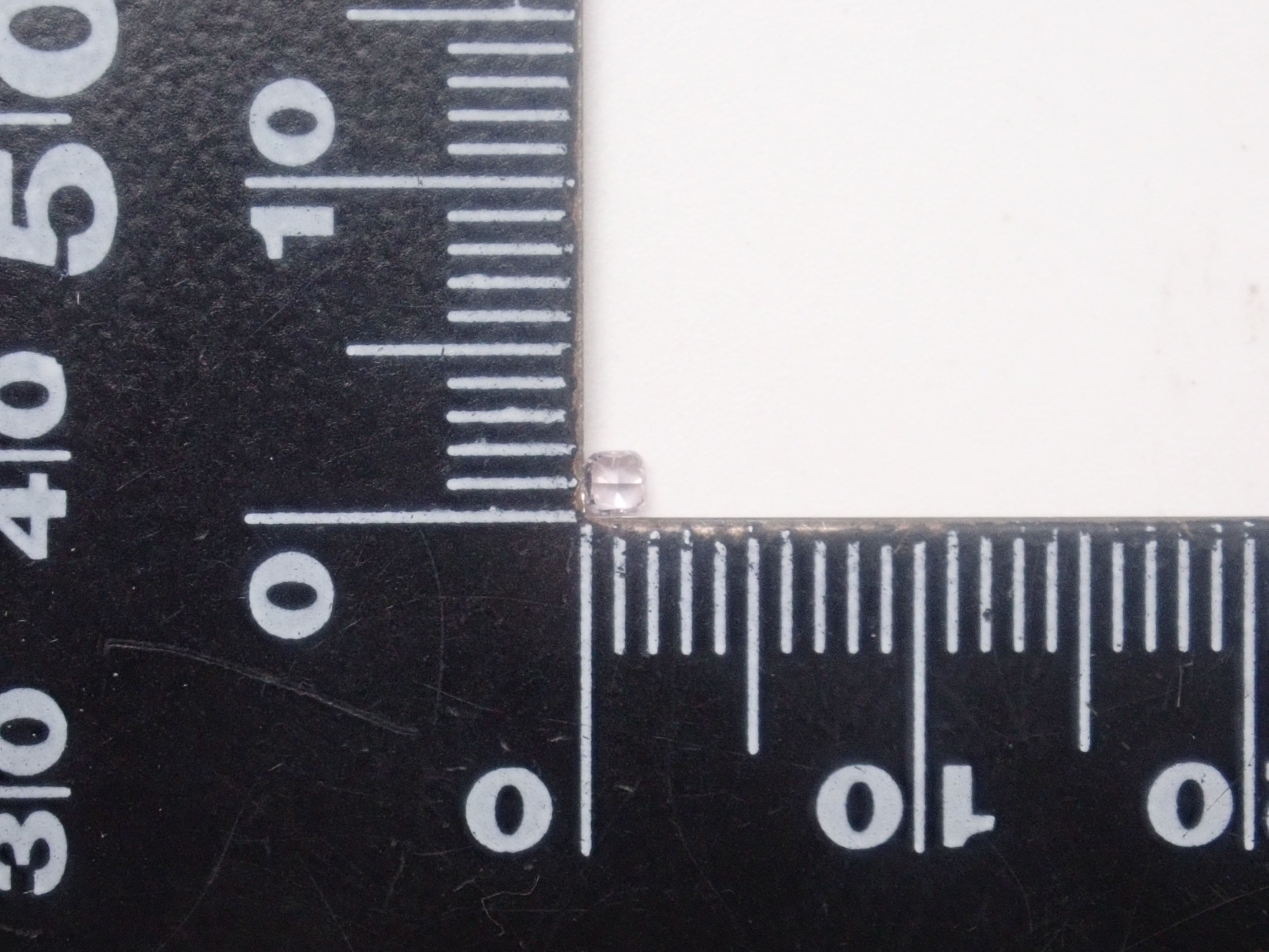 【12/6 22時販売】《限定20石》通常7万円のFANCY DEEPのピンクダイヤモンド0.072ctを含むダイヤガチャ💎VSクラス相当のアイスブルーダイヤモンドなど《複数購入割引有》