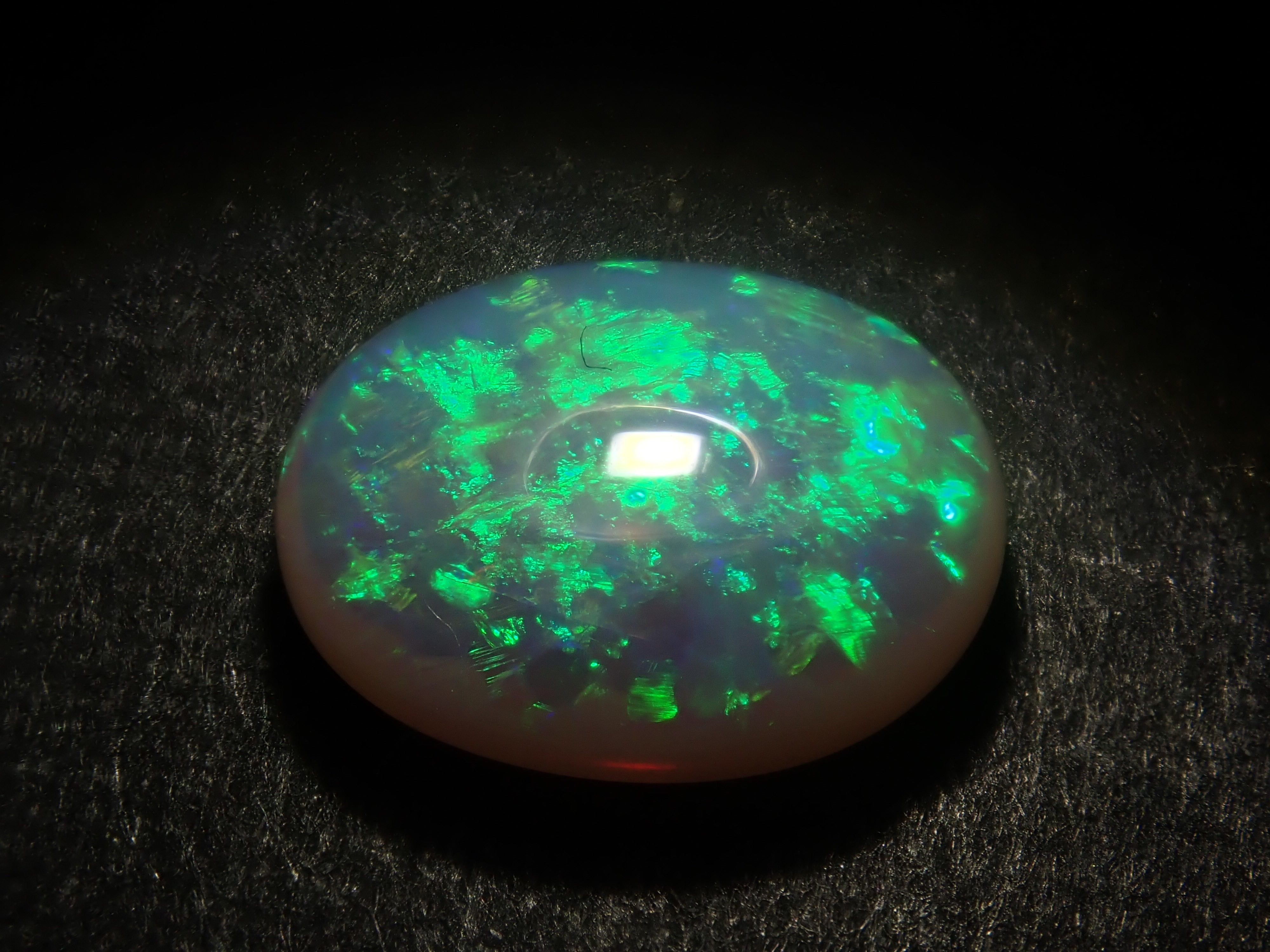 【12/13 22時販売】《限定9石》オーストラリア産ブラックオパール(セミブラックオパール含む)ガチャ1石ルース(おまけホワイトオパール1石付き)《複数購入割引有》