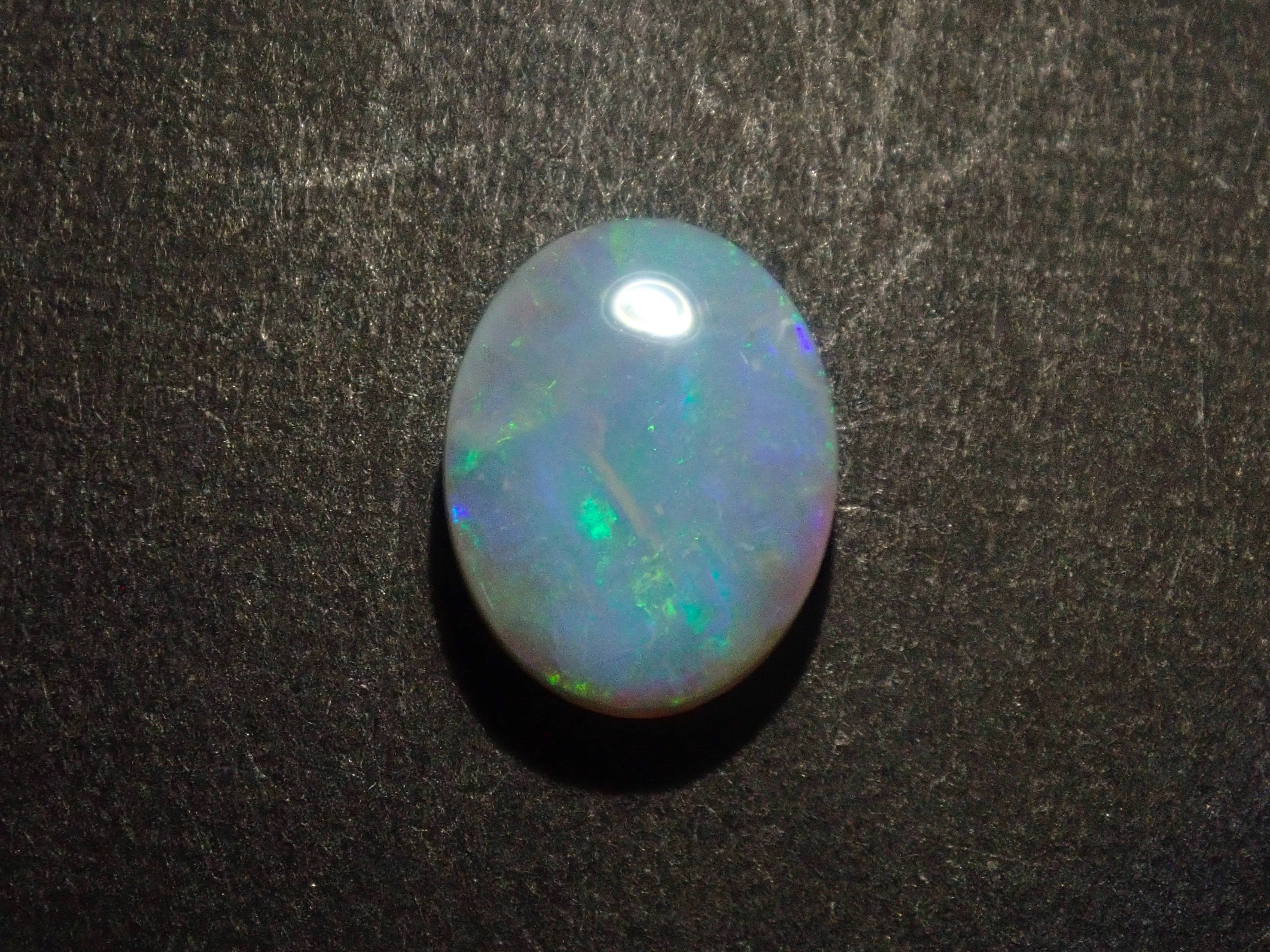 【12/13 22時販売】《限定9石》オーストラリア産ブラックオパール(セミブラックオパール含む)ガチャ1石ルース(おまけホワイトオパール1石付き)《複数購入割引有》