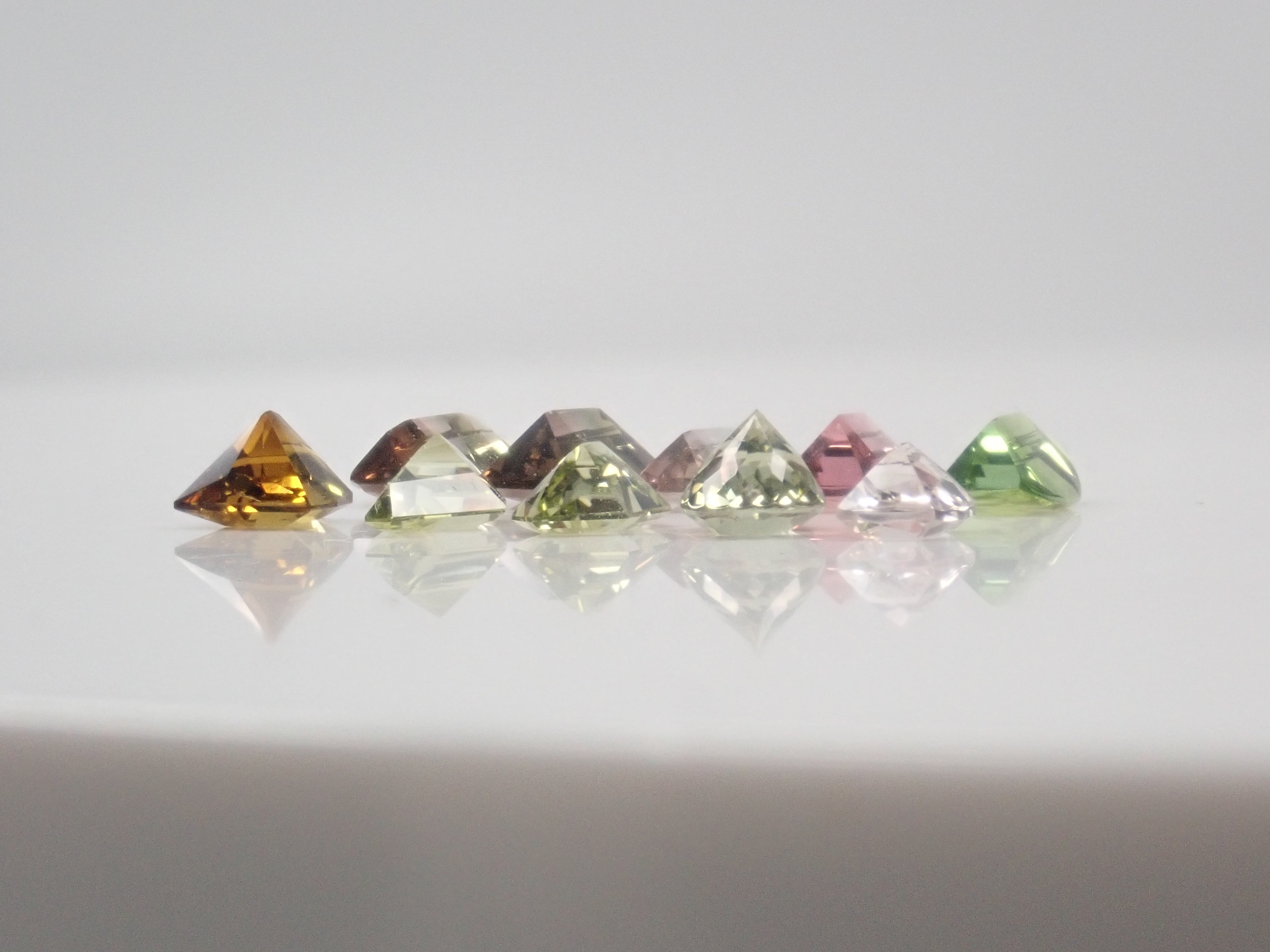 【12/13 22時販売】《限定13石》5万円相当のインディコライトトルマリンや6万円相当のルベライトなどトルマリンガチャ💎さらにカナリーイエロートルマリン1石付き《複数購入割引有》