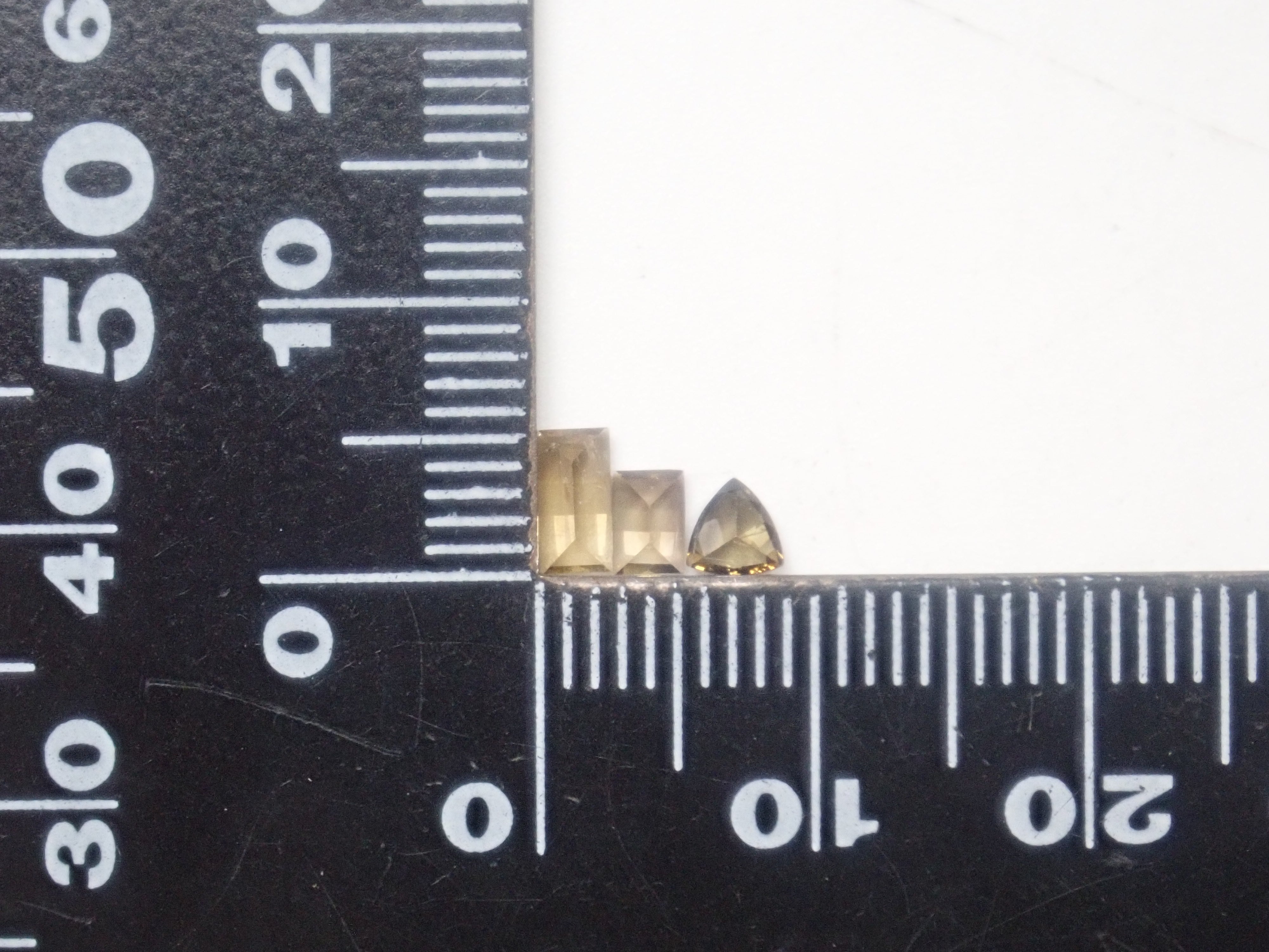 【12/7 22時販売】《限定15石》レアストーンガチャ💎ブラジル産パライバトルマリン0.200ct(CuO:0.7%,MnO:4.0%)・シンシャ(鑑別書付き1.487ct)・ターフェアイト0.241ct ほか《複数購入割引有》