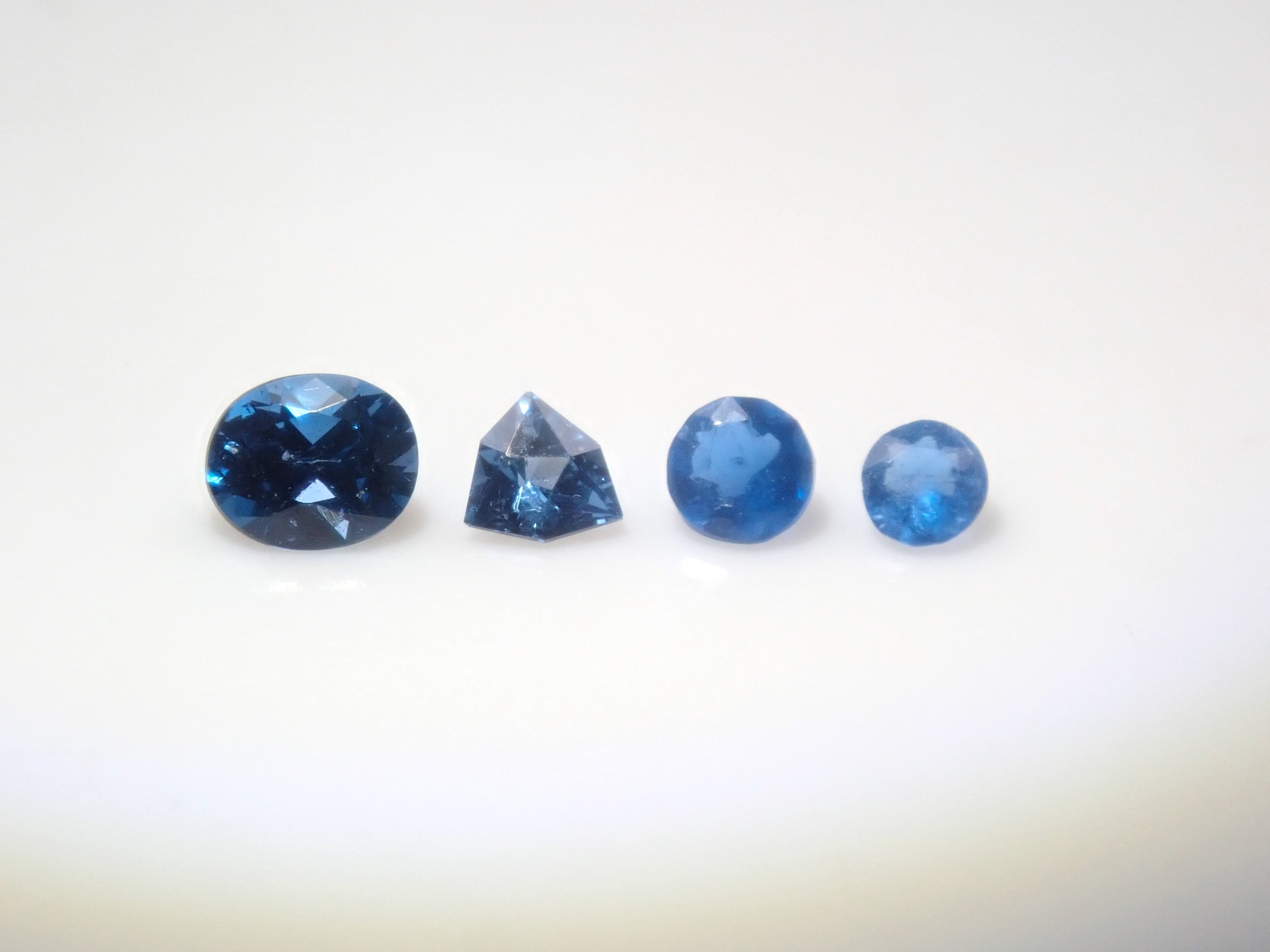 【12/7 22時販売】《限定10石》ブルー宝石ガチャ💎ブラジル産パライバトルマリン0.142ct・ジンバブエ産ユークレース・1.17ctのコバルトスピネル(鑑別書付:カラーシフト)・ベニトアイトなど《複数購入割引有》