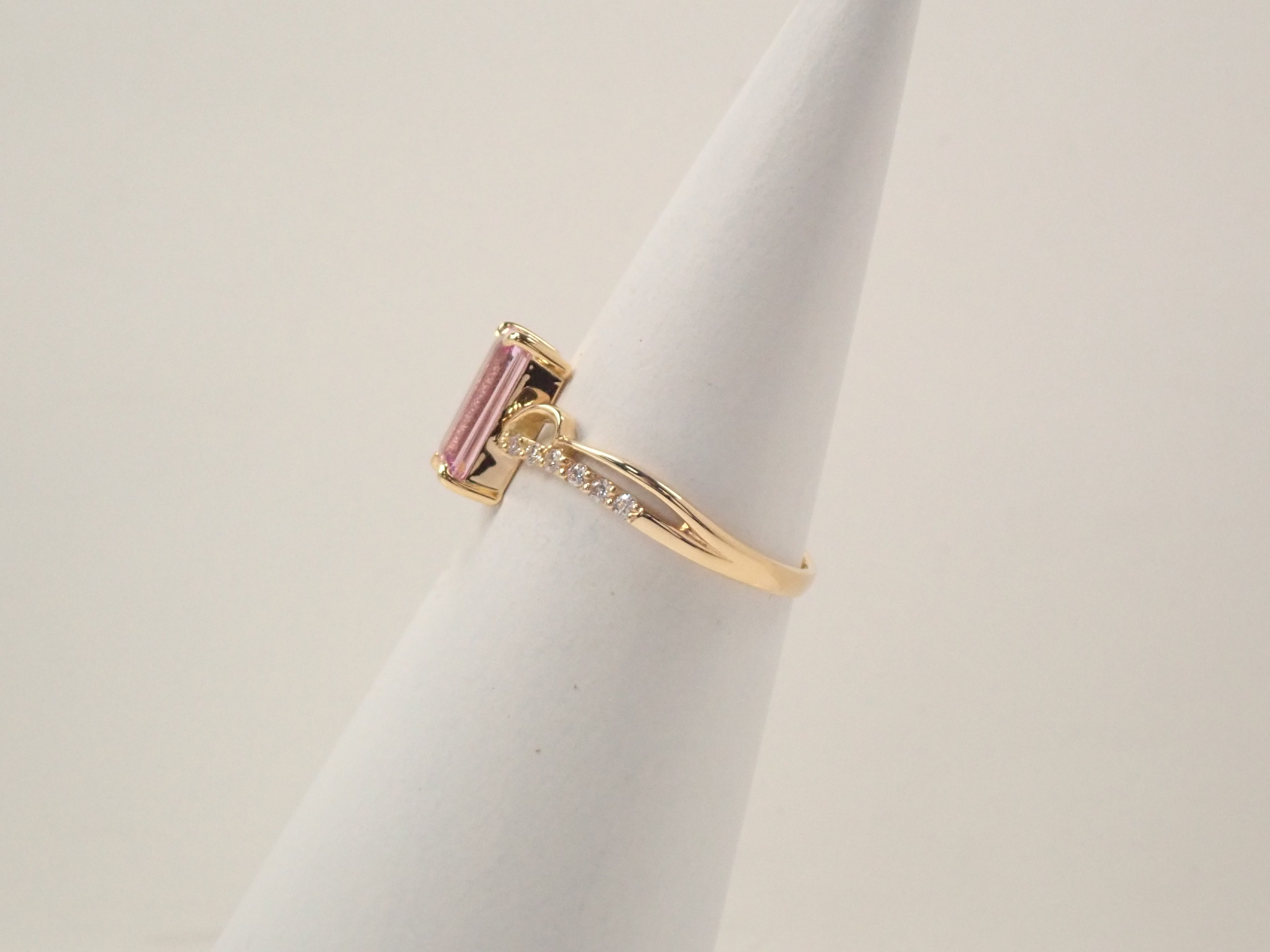 K18YG ブラジル産ピンクインペリアルトパーズ 0.909ct・ダイヤモンドリング 日独鑑