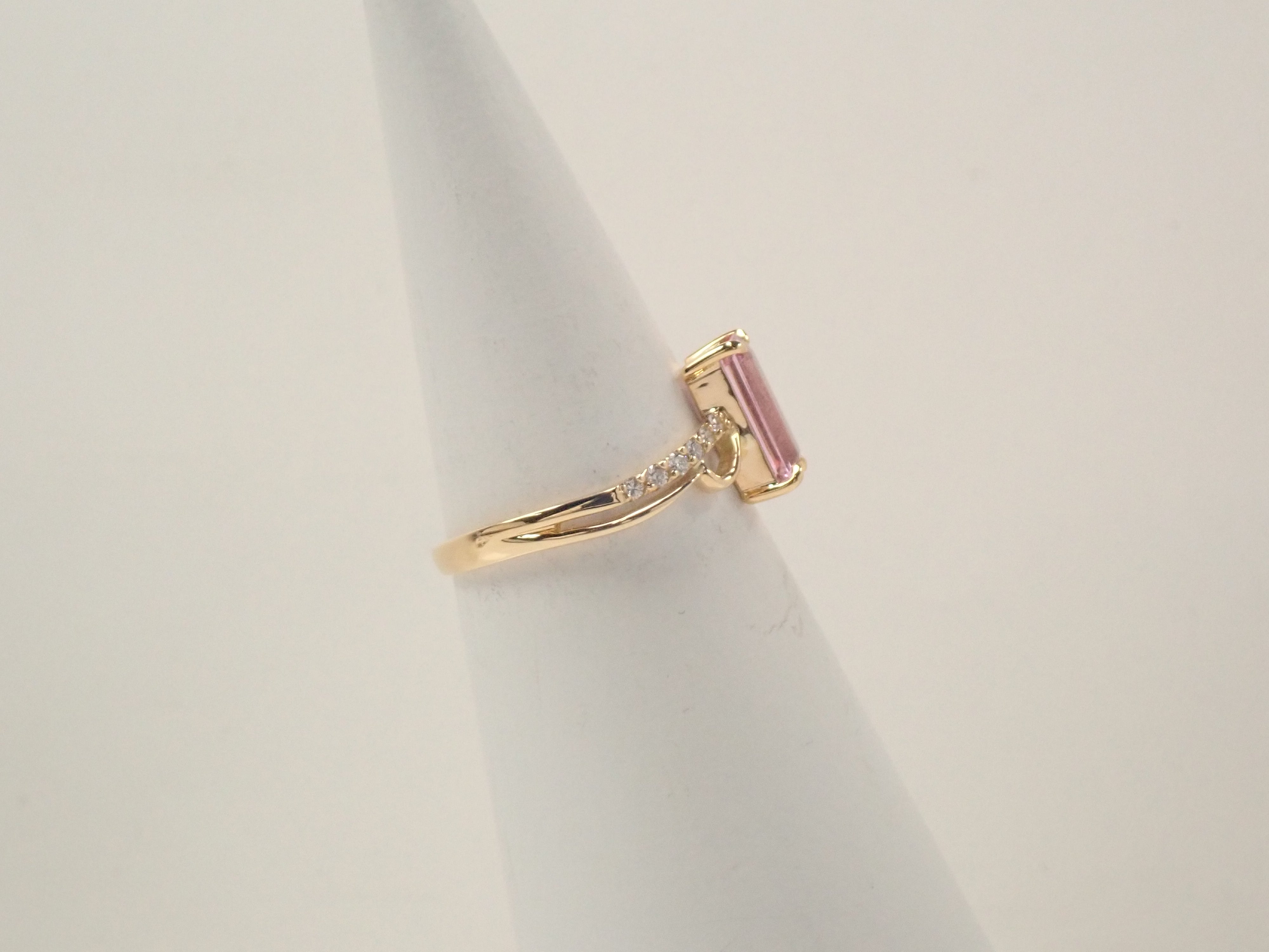 K18YG ブラジル産ピンクインペリアルトパーズ 0.909ct・ダイヤモンドリング 日独鑑