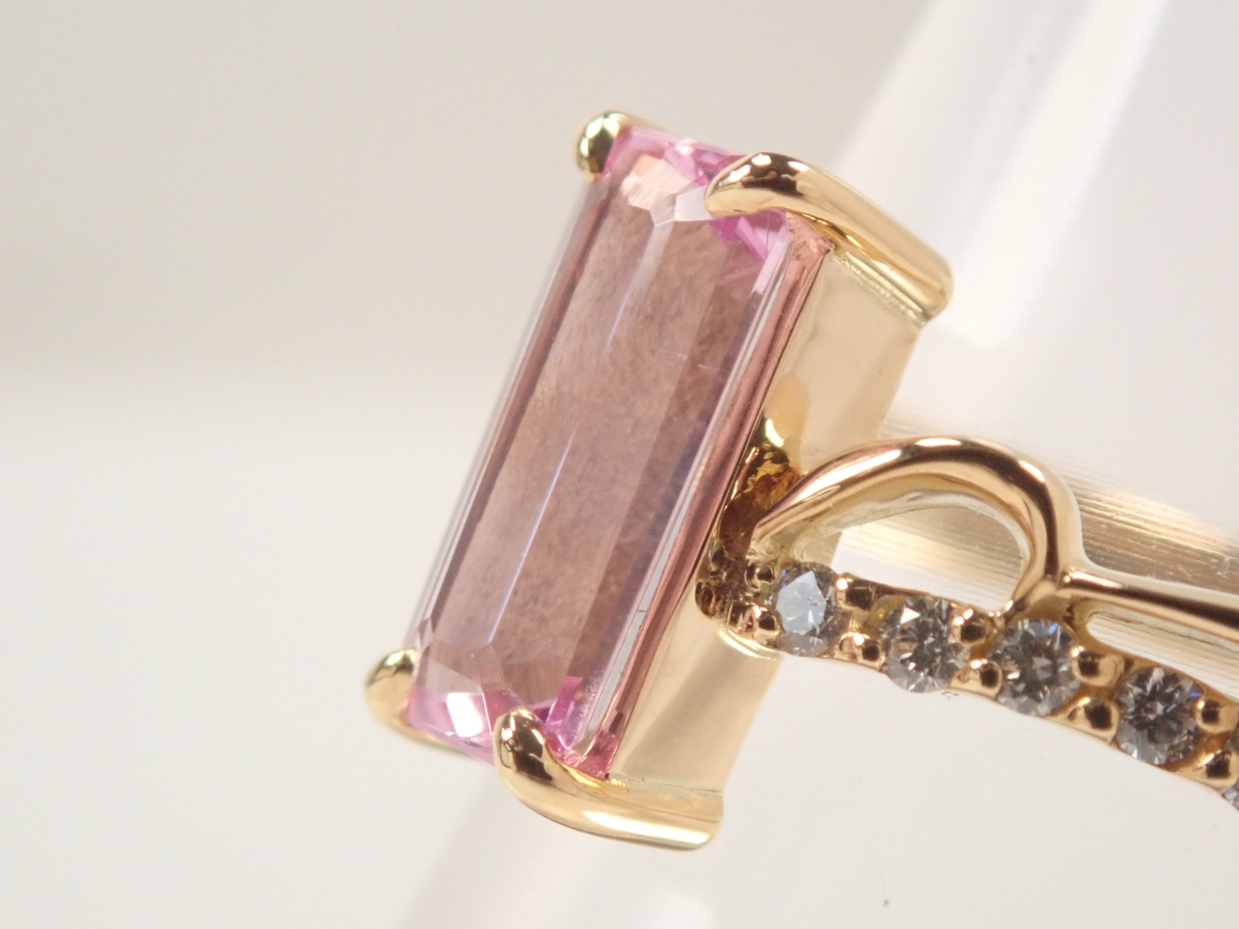 K18YG ブラジル産ピンクインペリアルトパーズ 0.909ct・ダイヤモンドリング 日独鑑