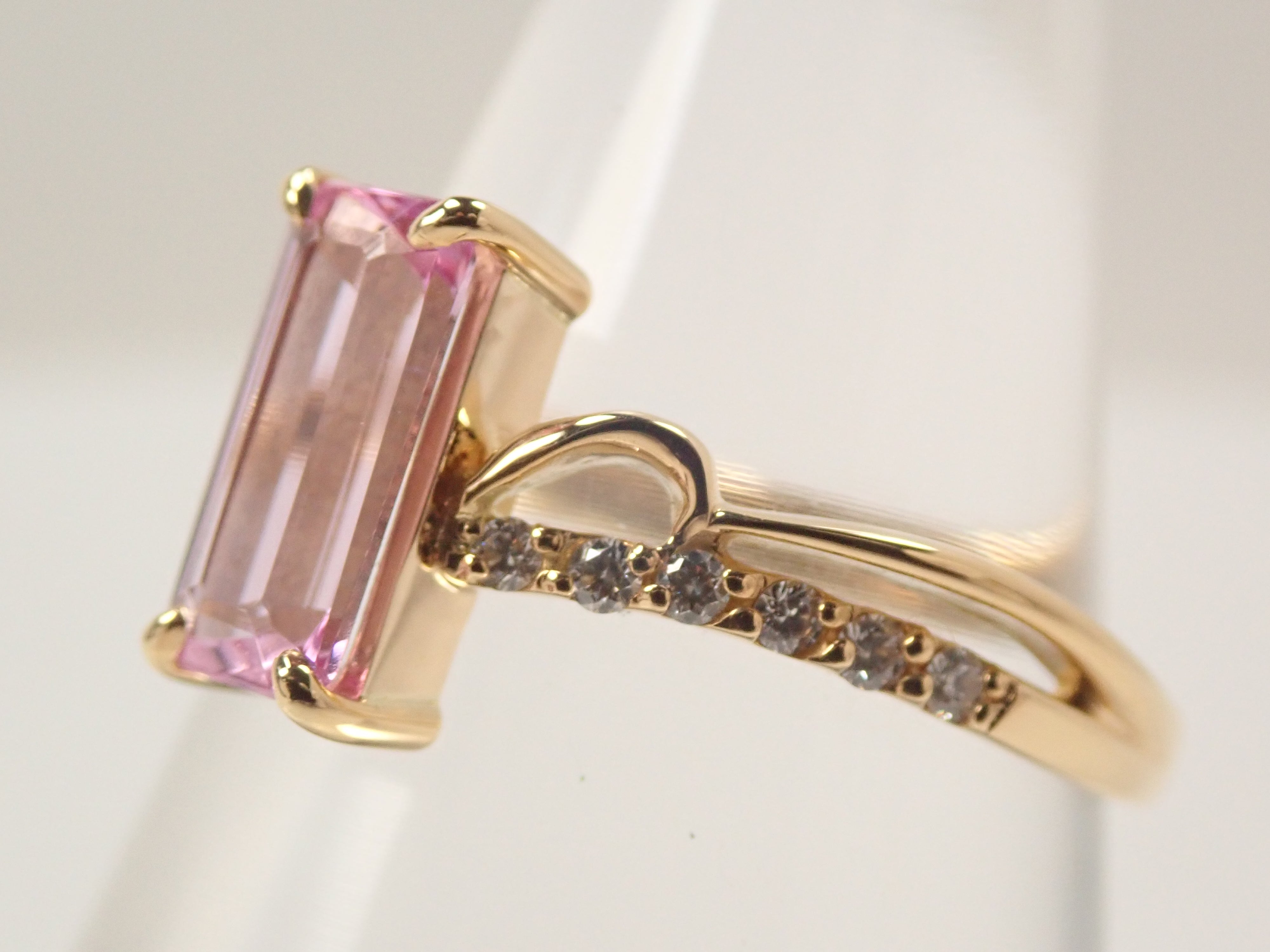 K18YG ブラジル産ピンクインペリアルトパーズ 0.909ct・ダイヤモンドリング 日独鑑