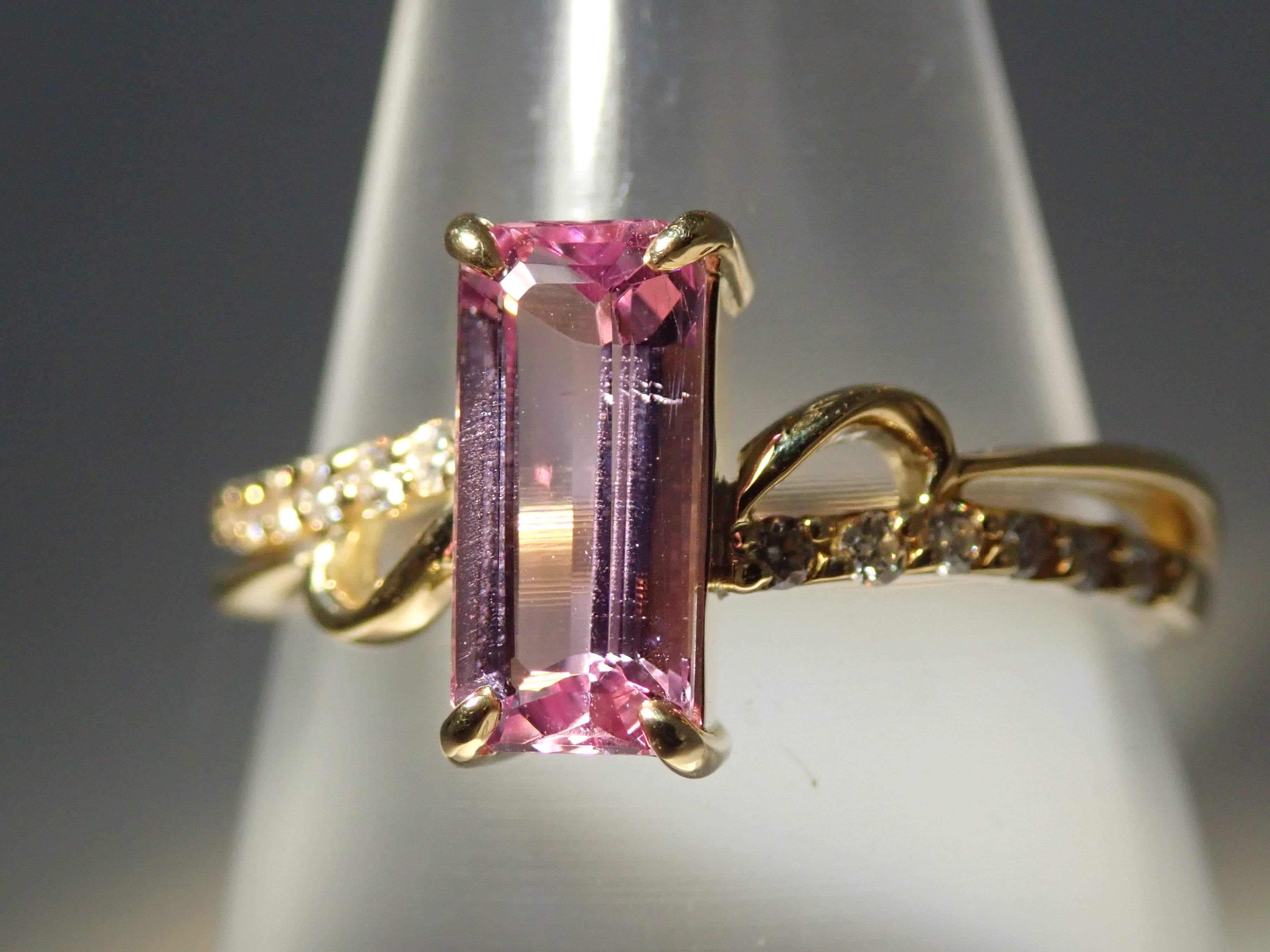 K18YG ブラジル産ピンクインペリアルトパーズ 0.909ct・ダイヤモンドリング 日独鑑