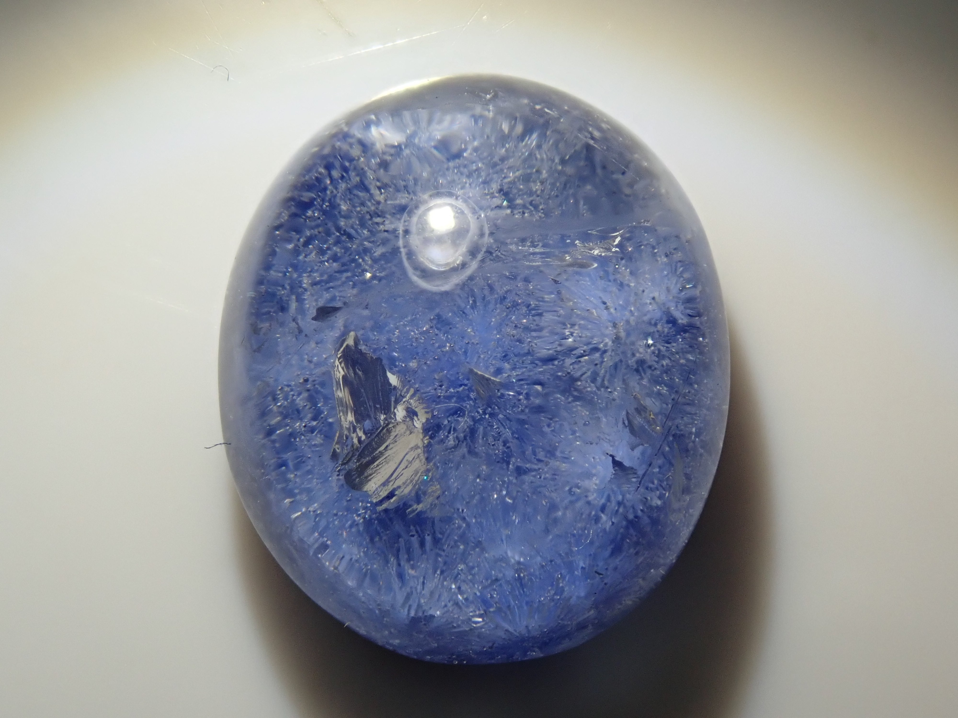 【12/7 22時販売】ブラジル産デュモルチェライトインクォーツ 5.830ctルース