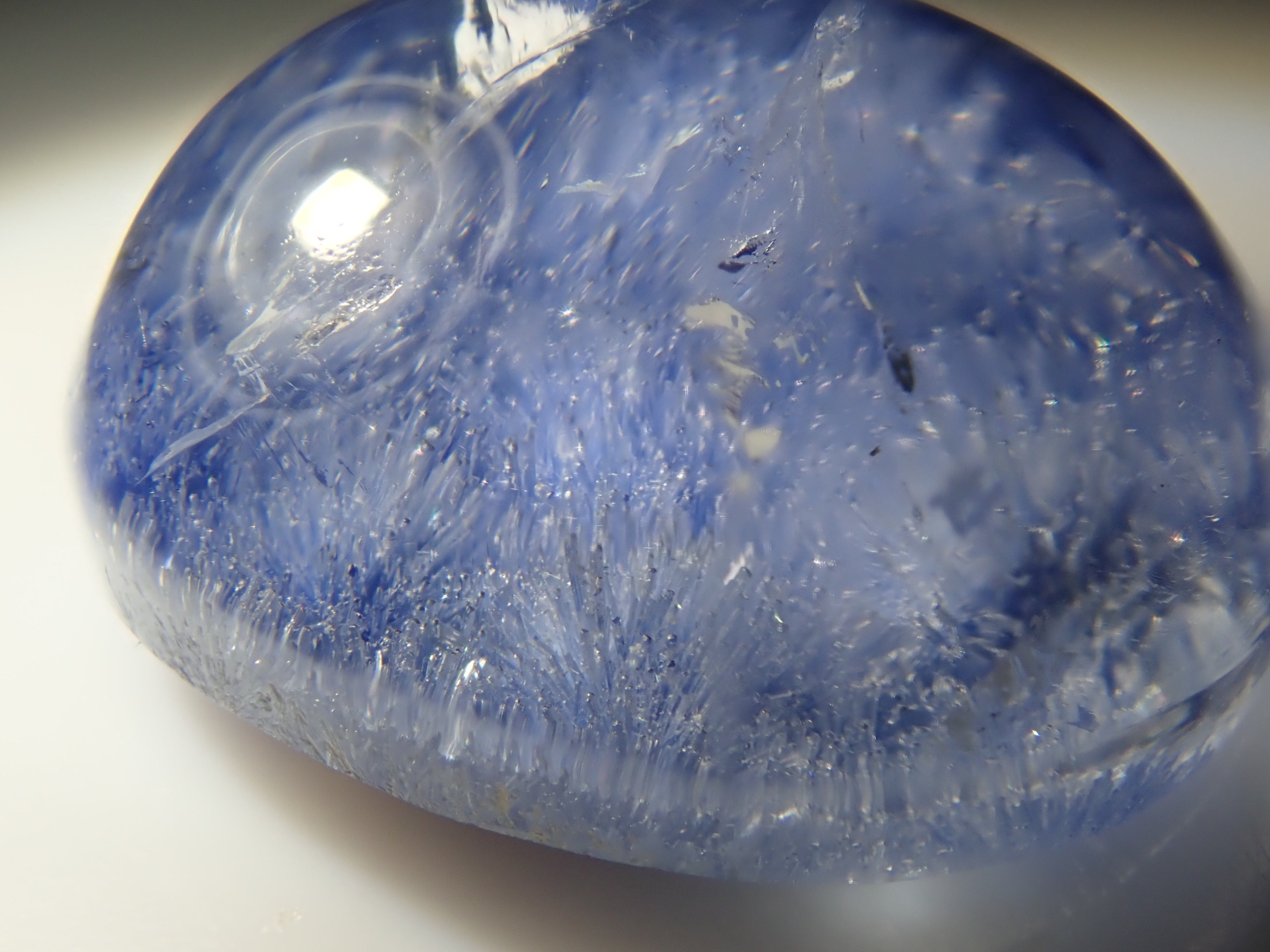 【12/7 22時販売】ブラジル産デュモルチェライトインクォーツ 5.830ctルース