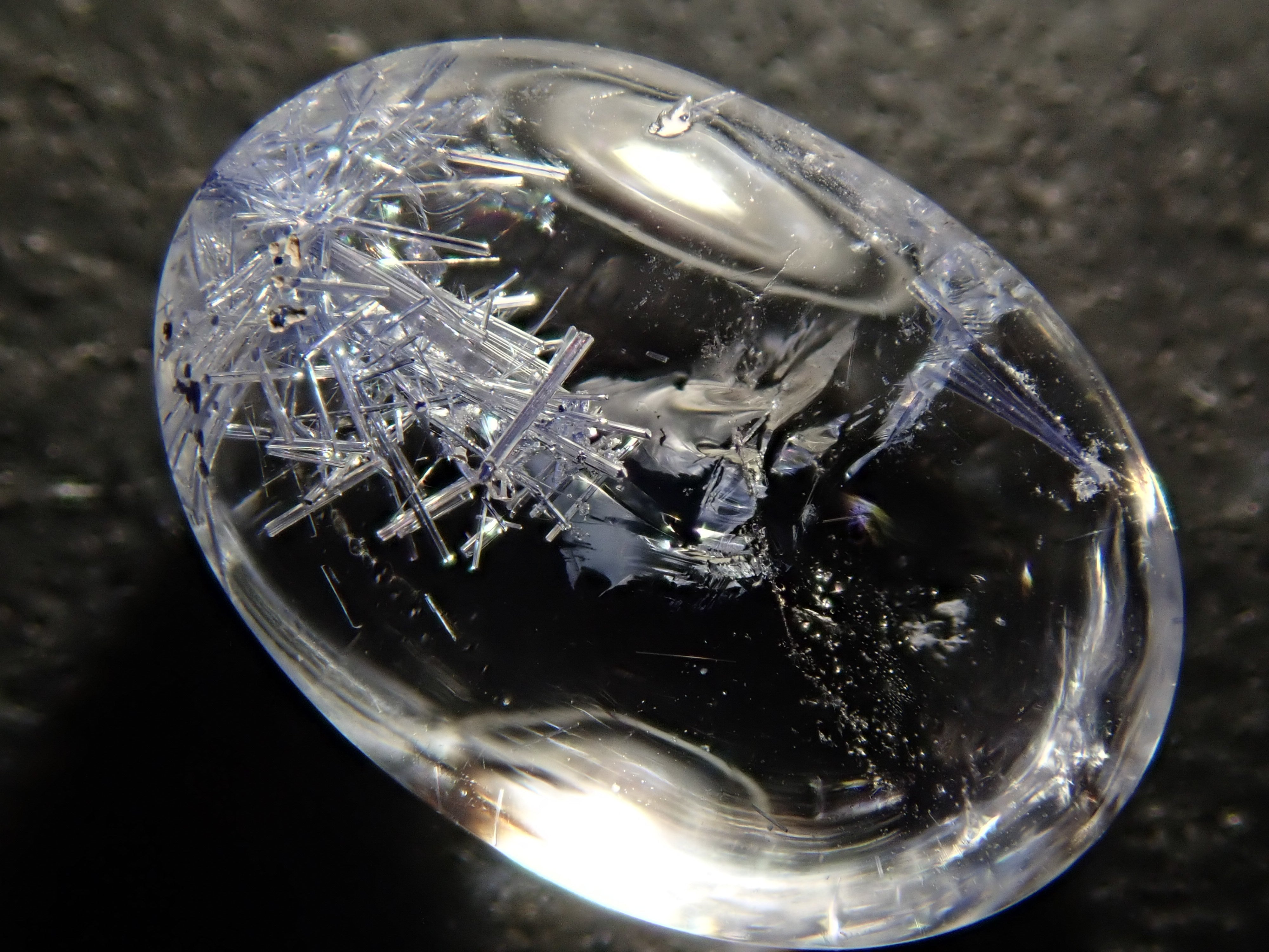 【12/13 22時販売】ブラジル産デュモルチェライトインクォーツ 1.779ctルース