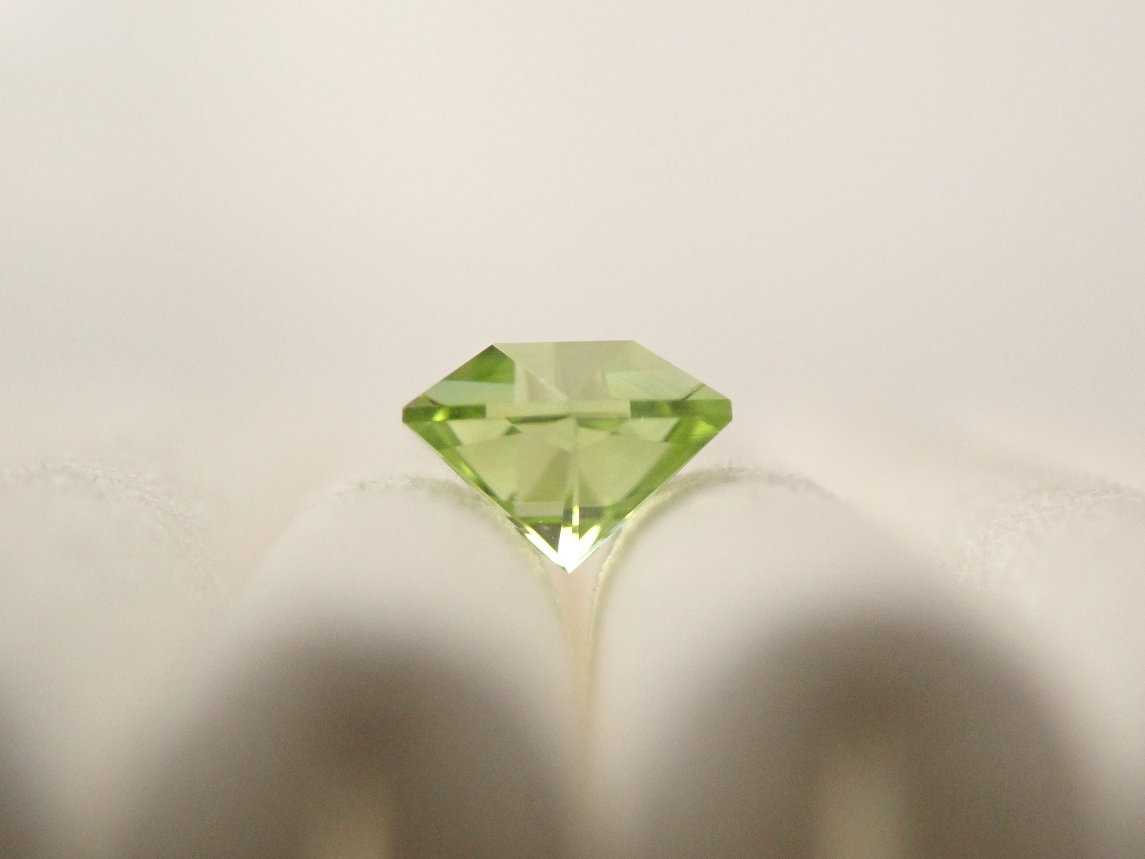 【1/4 22時販売】アメリカ産ペリドット 0.334ctルース