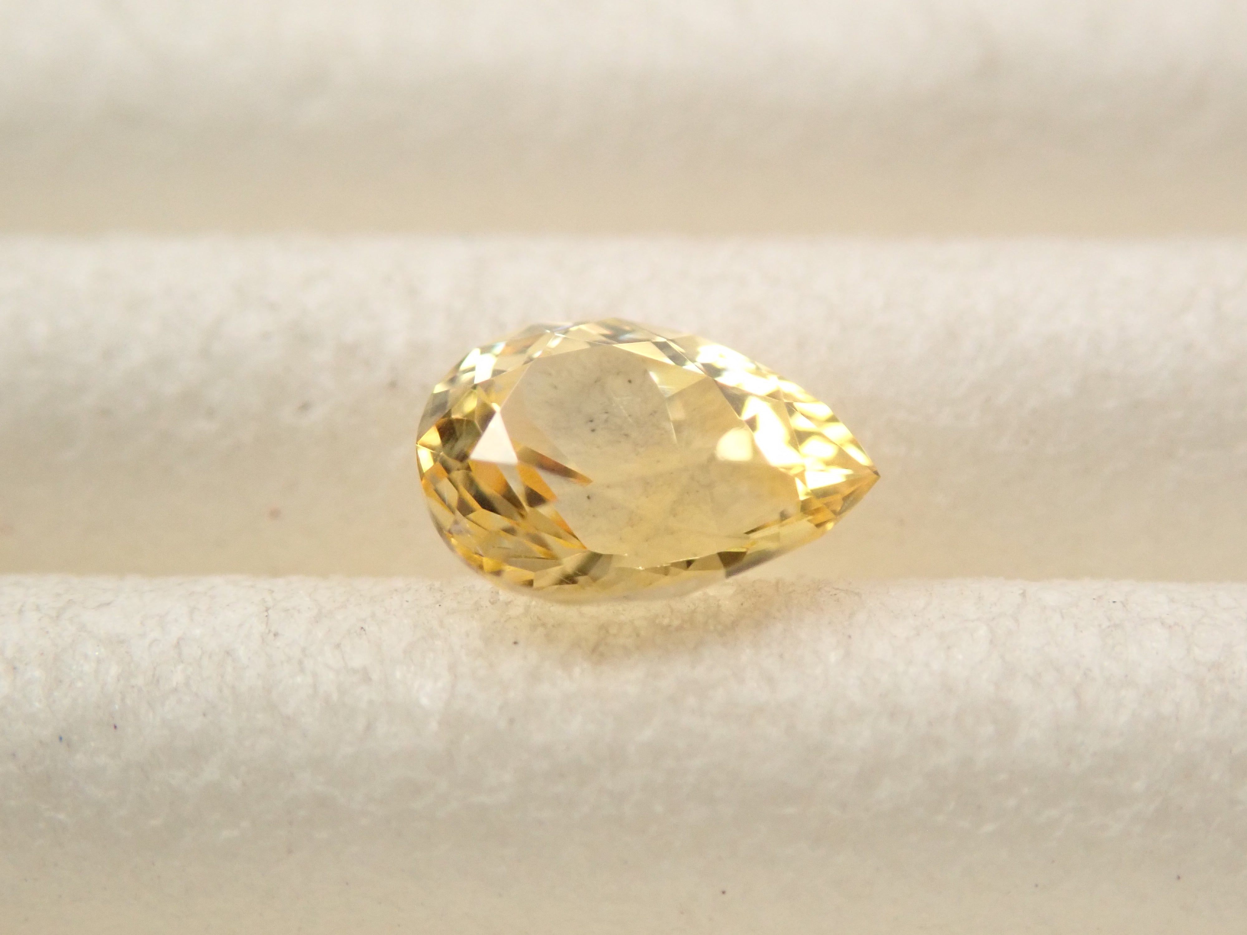 【1/4 22時販売】スリランカ産イエローサファイア 0.297ctルース