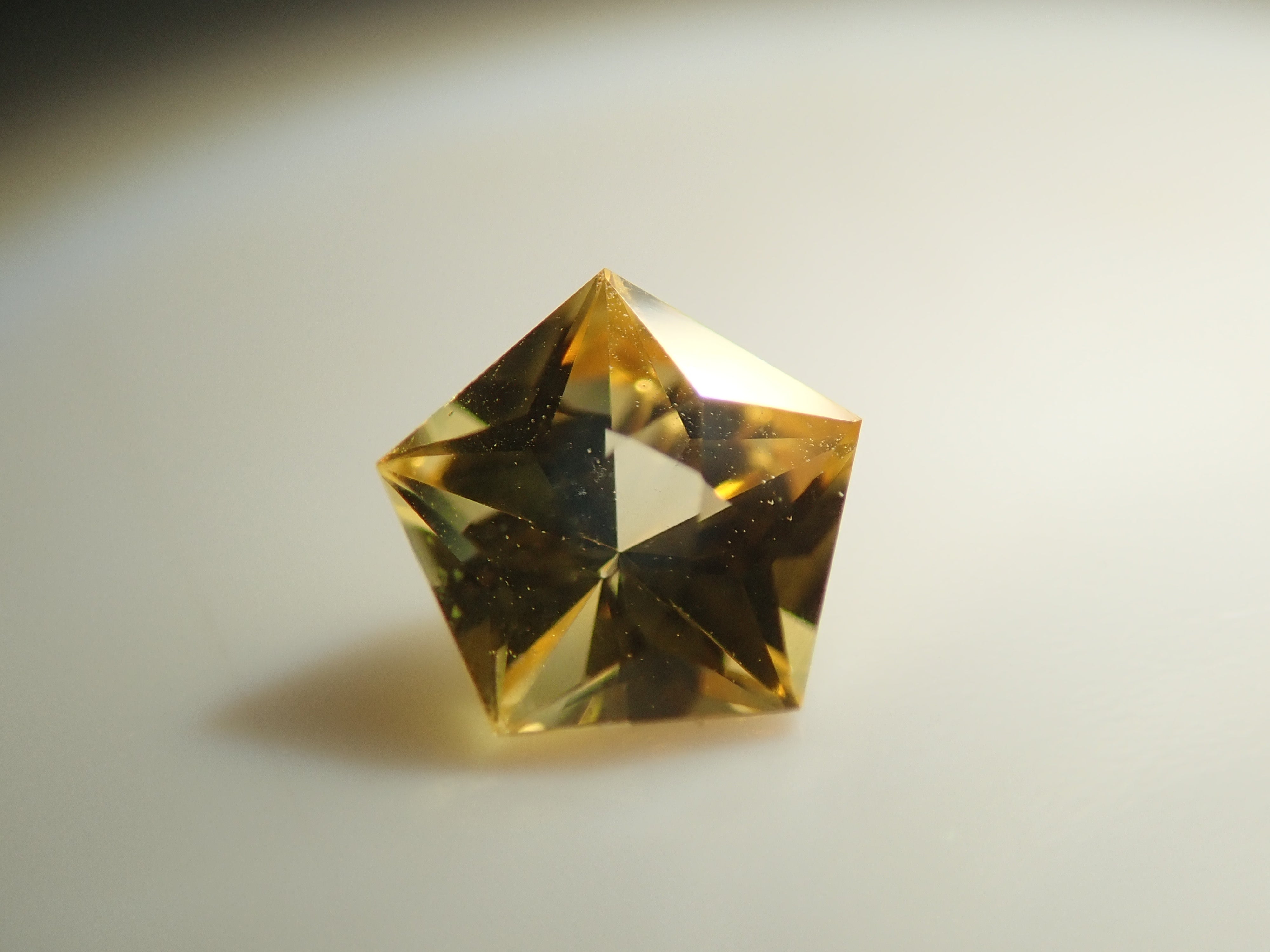 【12/16 22時販売】スリランカ産イエローサファイア 0.182ctルース