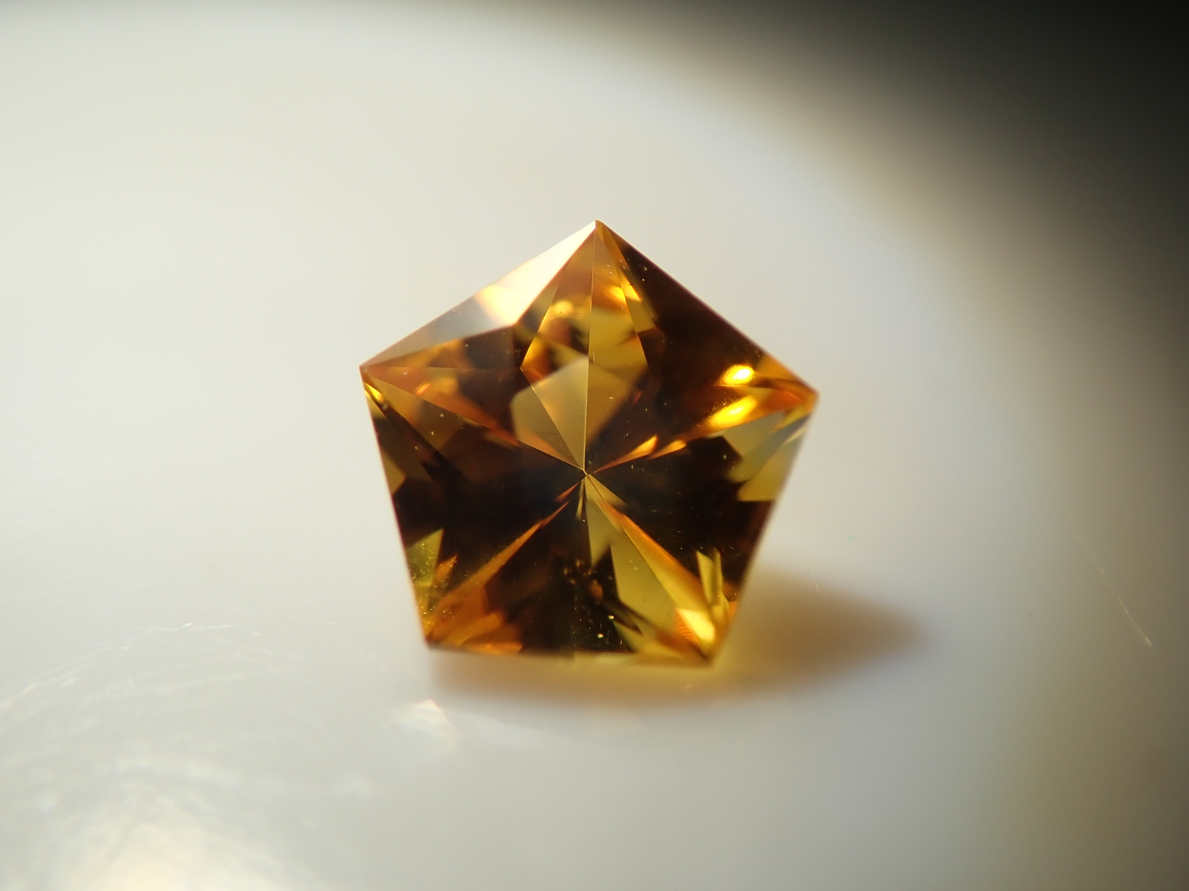 【12/16 22時販売】スリランカ産イエローサファイア 0.170ctルース