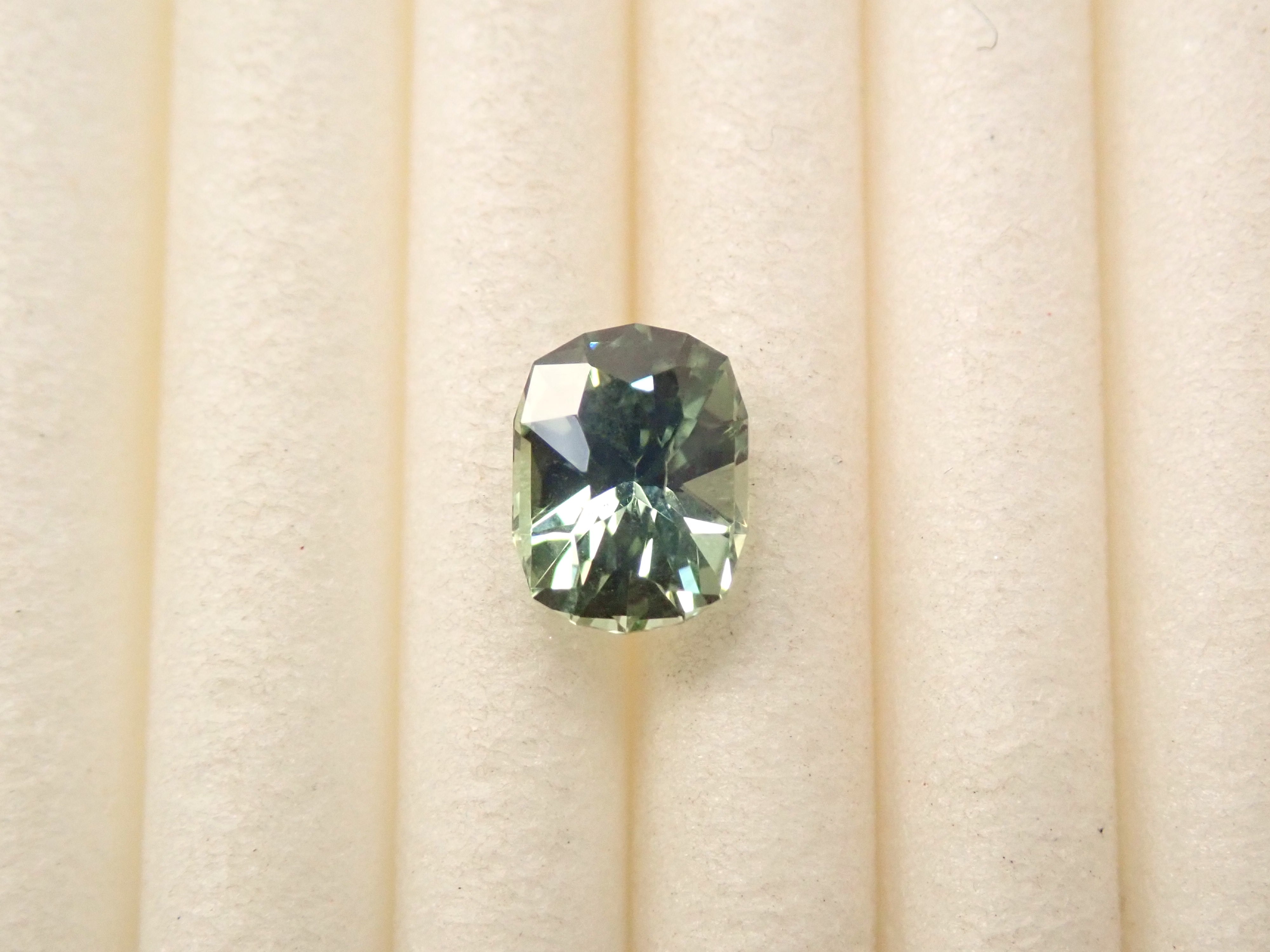 【12/16 22時販売】グリーンサファイア 0.607ctルース