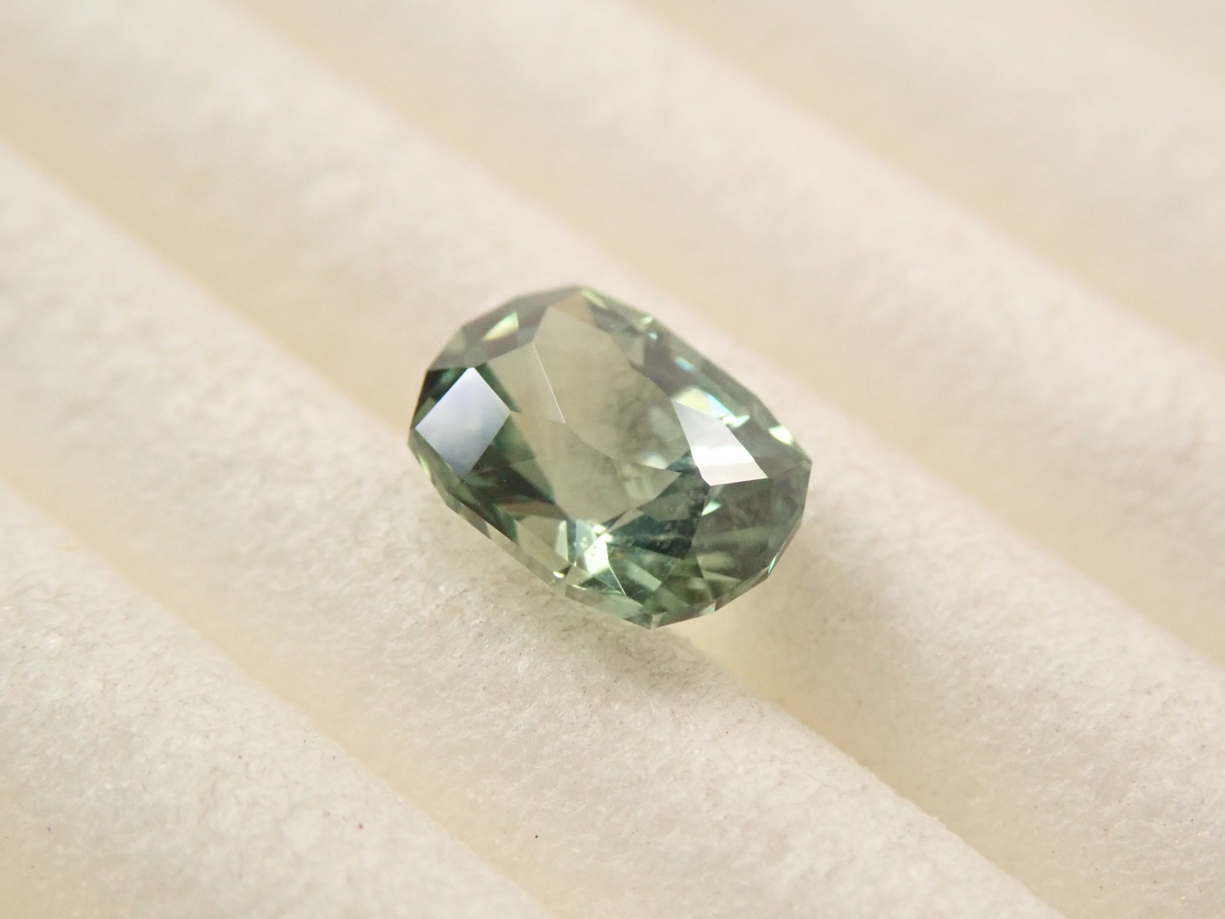 【12/16 22時販売】グリーンサファイア 0.607ctルース