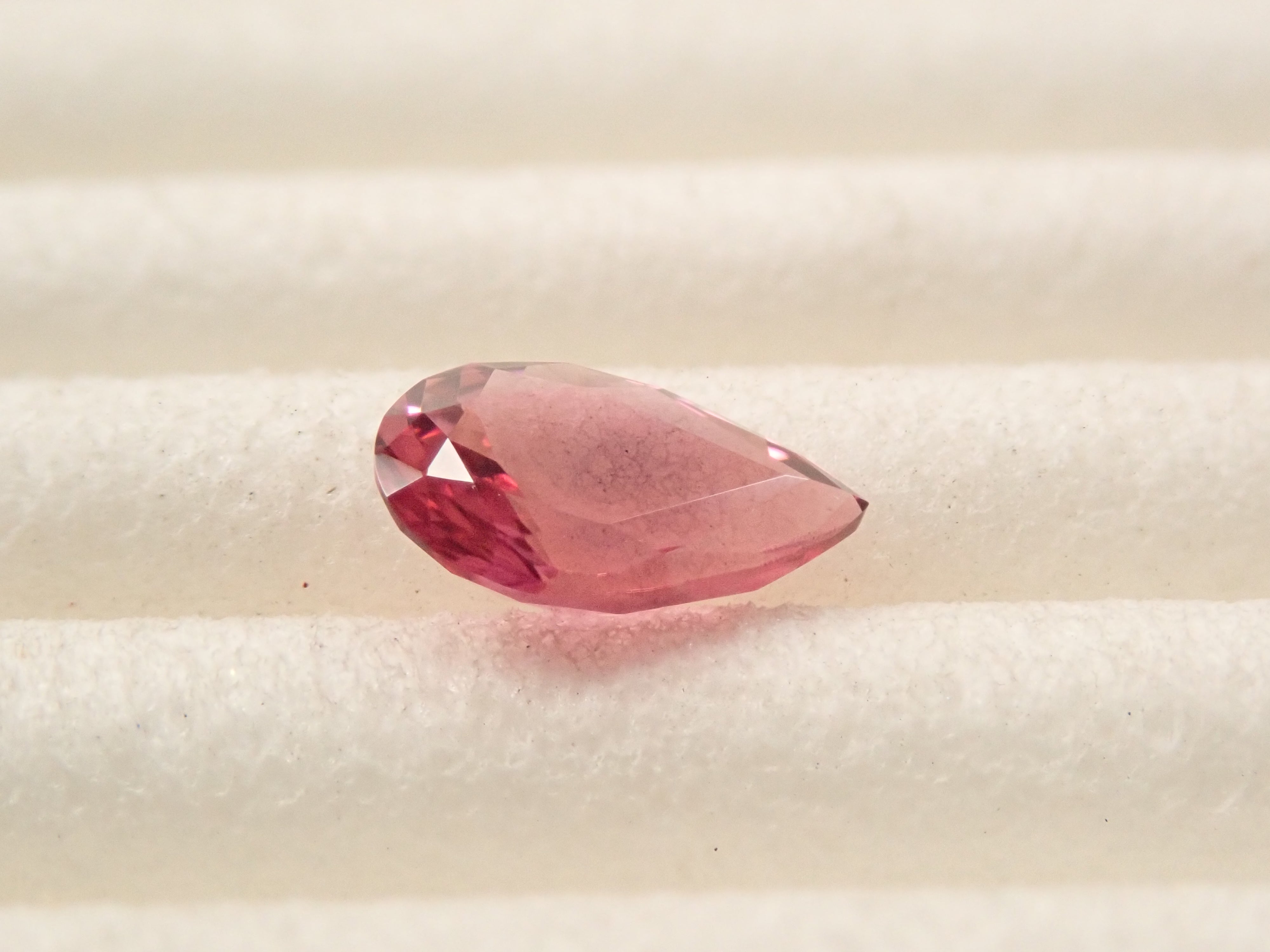 【12/7 22時販売】ブラジル産ルベライト 0.332ctルース