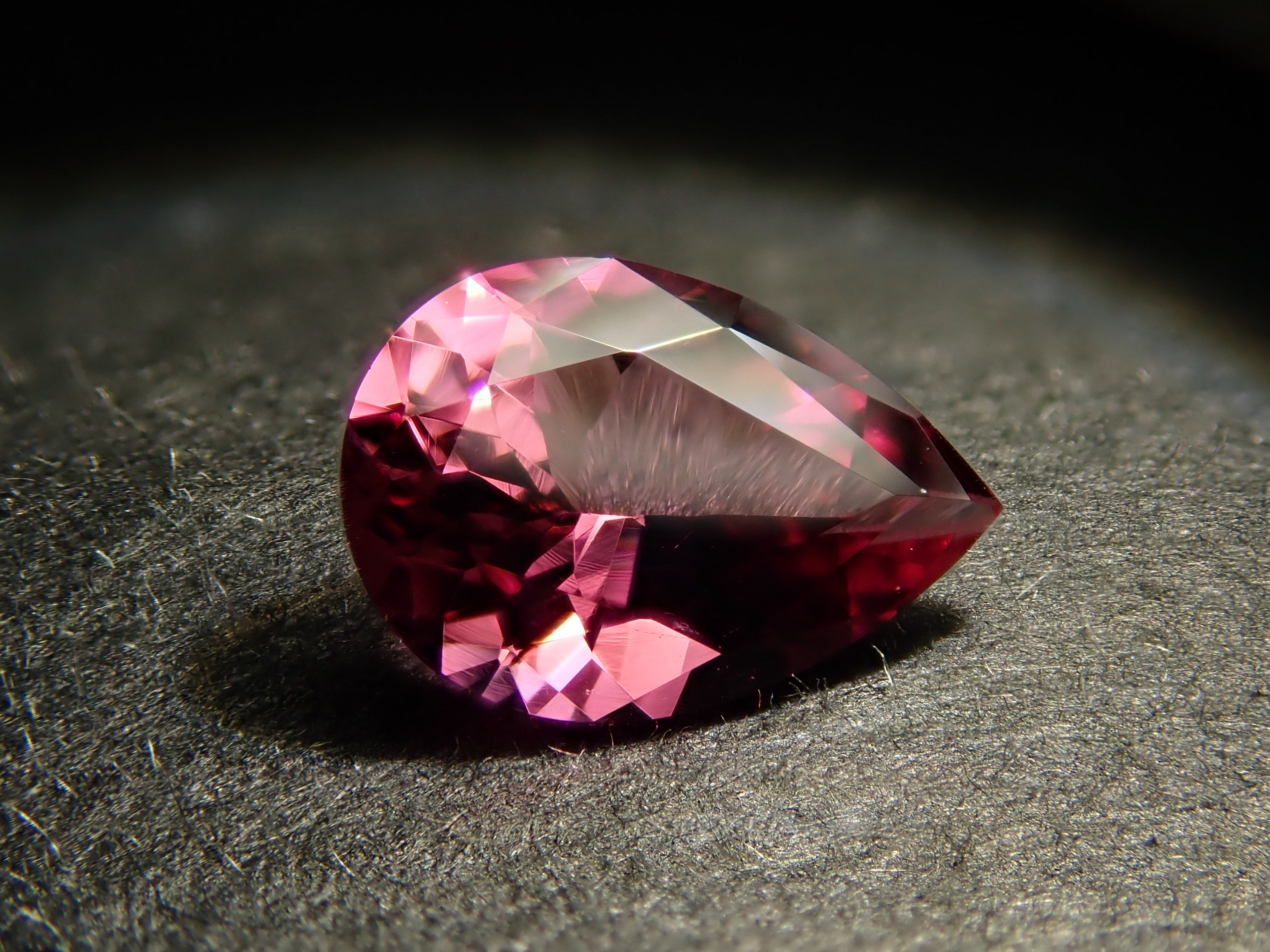 【12/7 22時販売】ブラジル産ルベライト 0.332ctルース