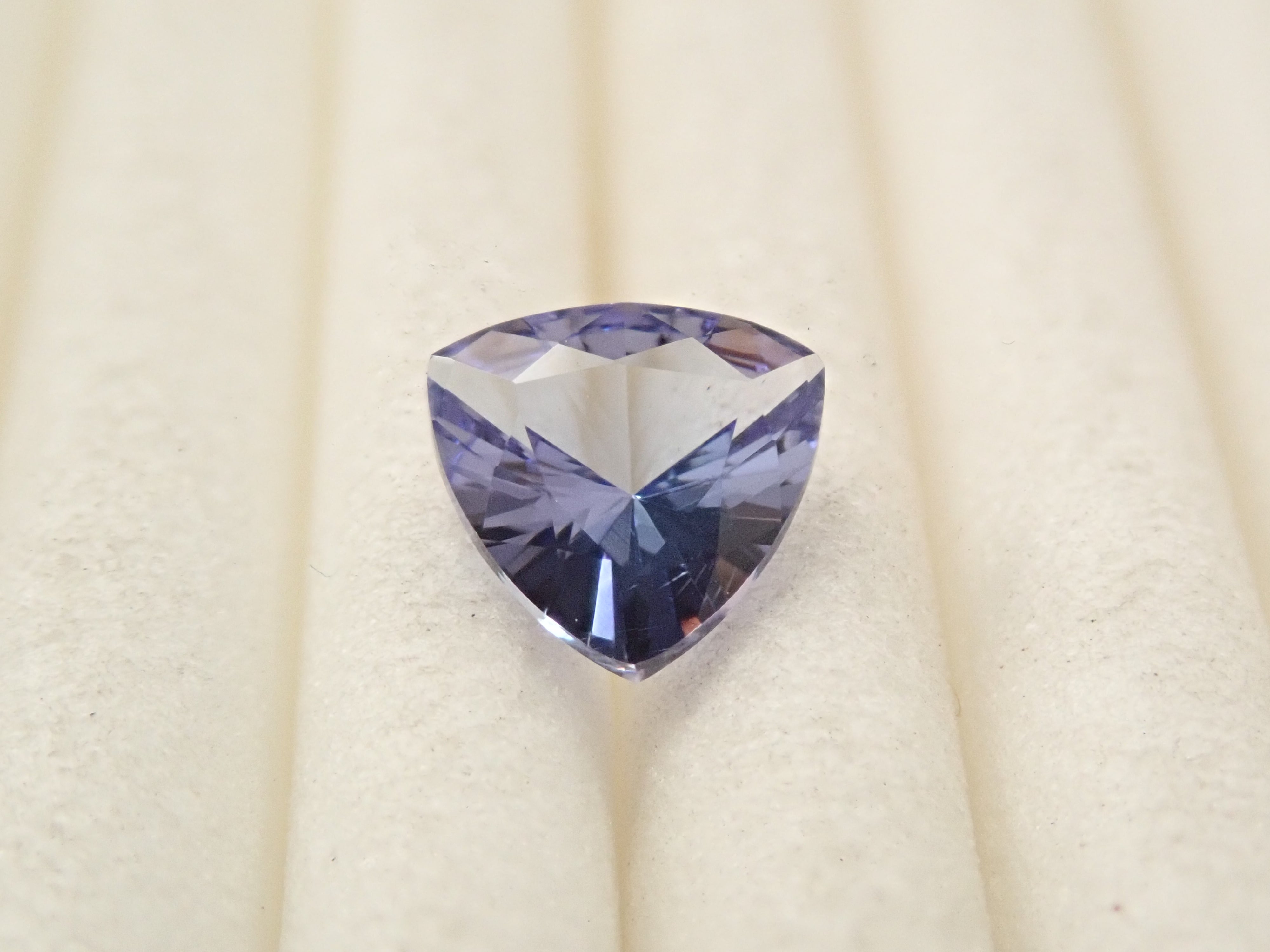 【12/13 22時販売】タンザニア産タンザナイト 0.436ctルース