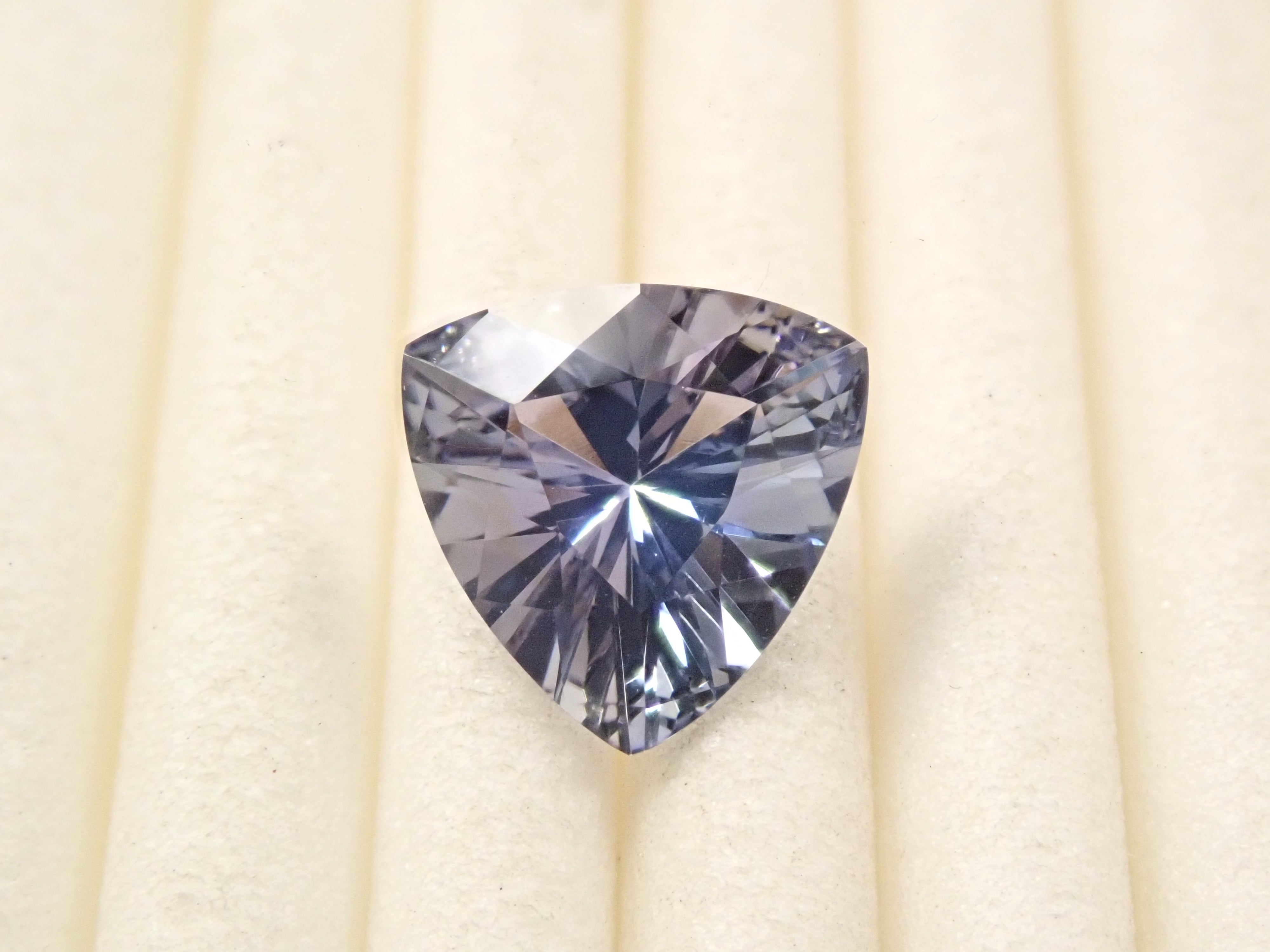 【12/7 22時販売】タンザニア産ゾイサイト 1.312ctルース