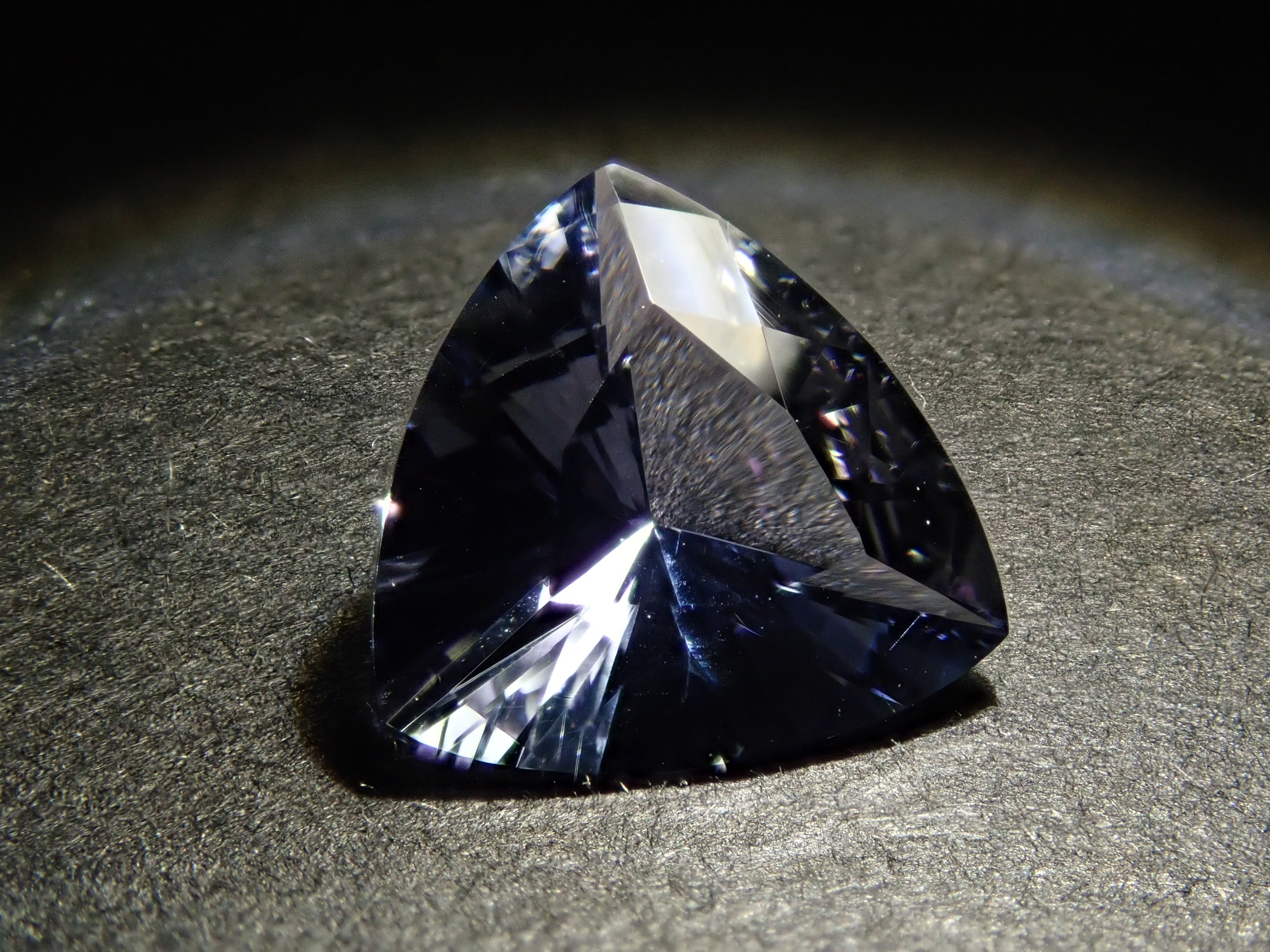 【12/7 22時販売】タンザニア産ゾイサイト 1.312ctルース