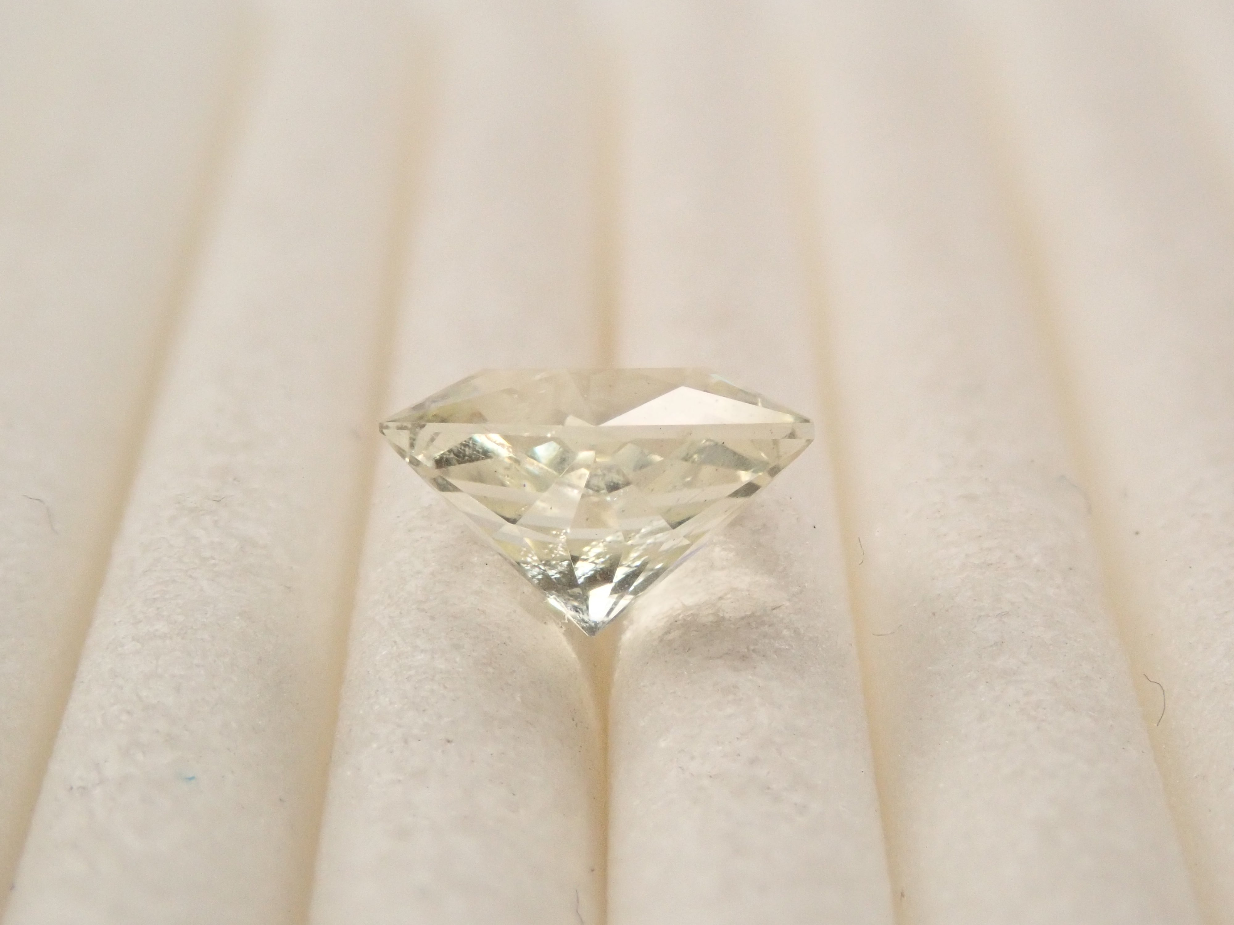 【12/14 22時販売】ブラジル産イエローベリル 0.913ctルース