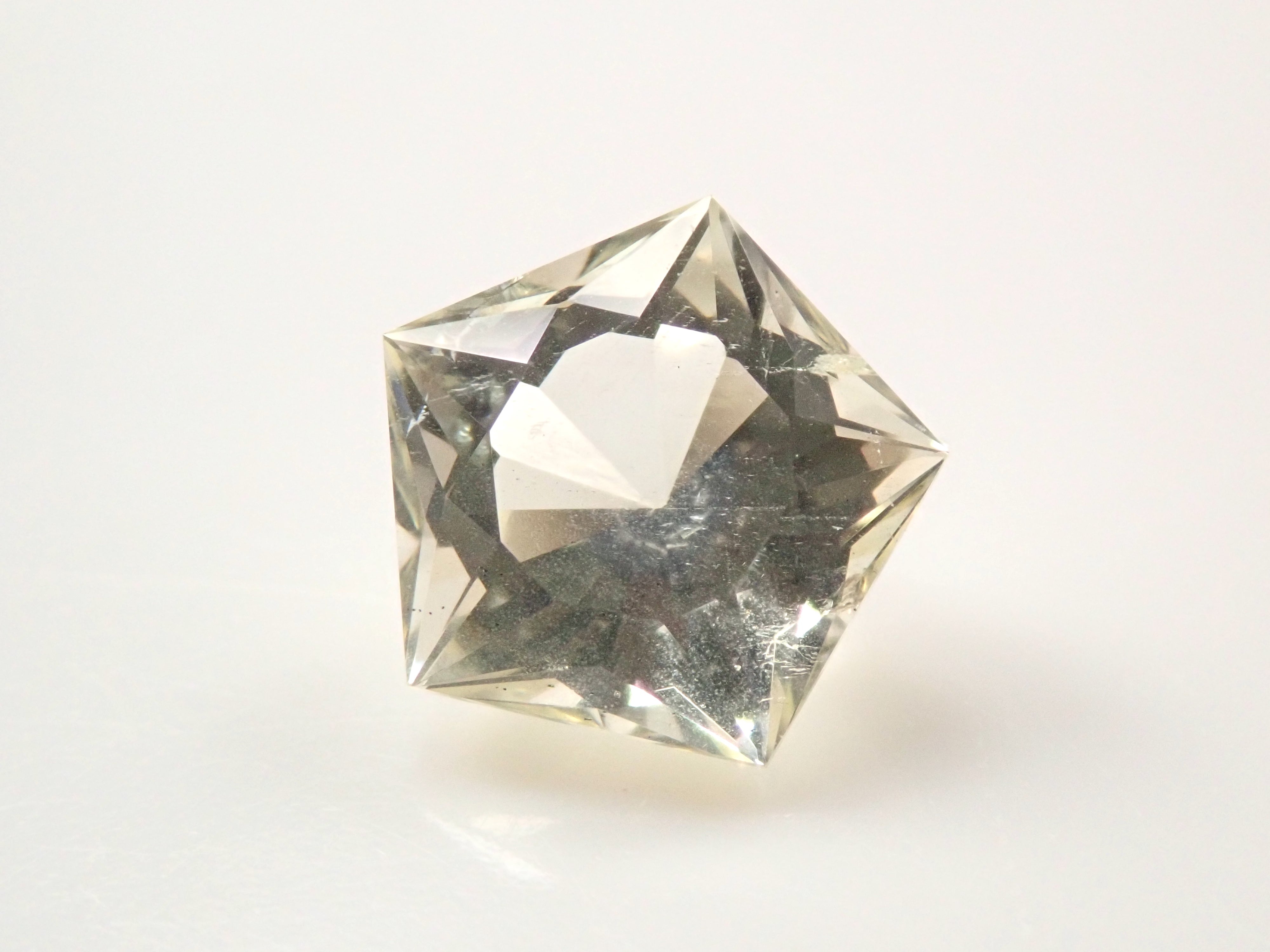 【12/14 22時販売】ブラジル産イエローベリル 0.913ctルース