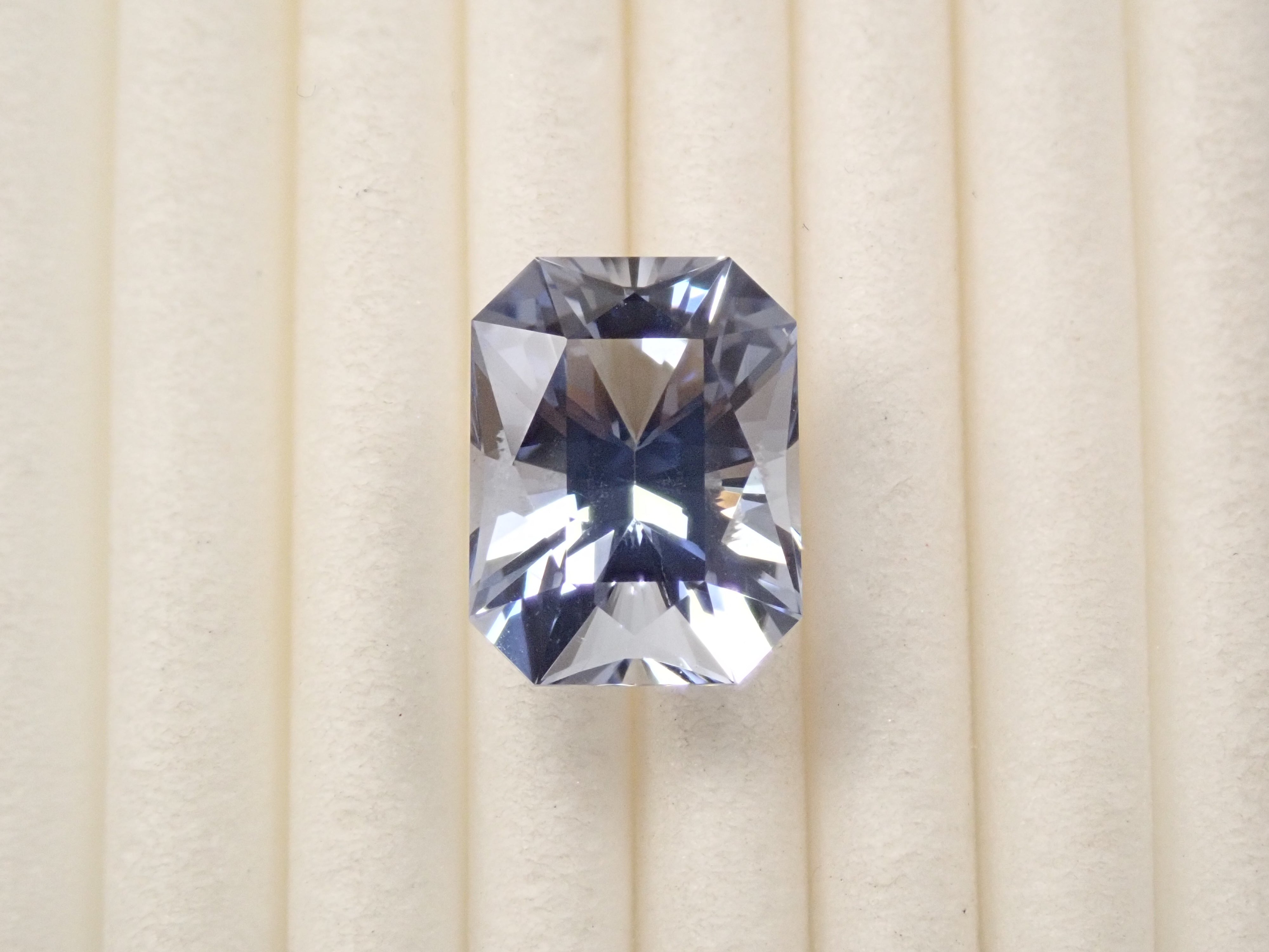 【12/14 22時販売】ブルーベリル(マシシベリル) 3.268ctルース