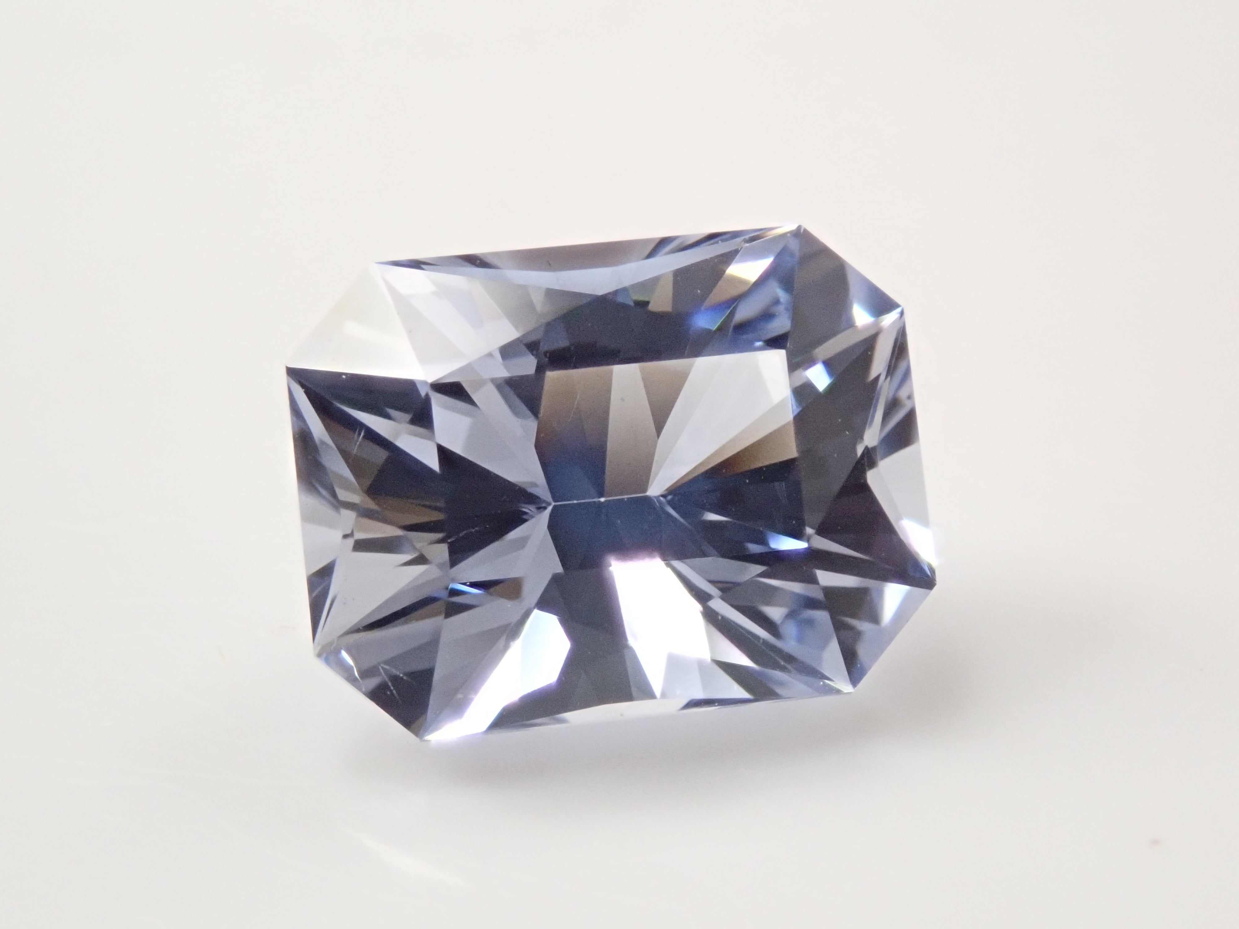 【12/14 22時販売】ブルーベリル(マシシベリル) 3.268ctルース