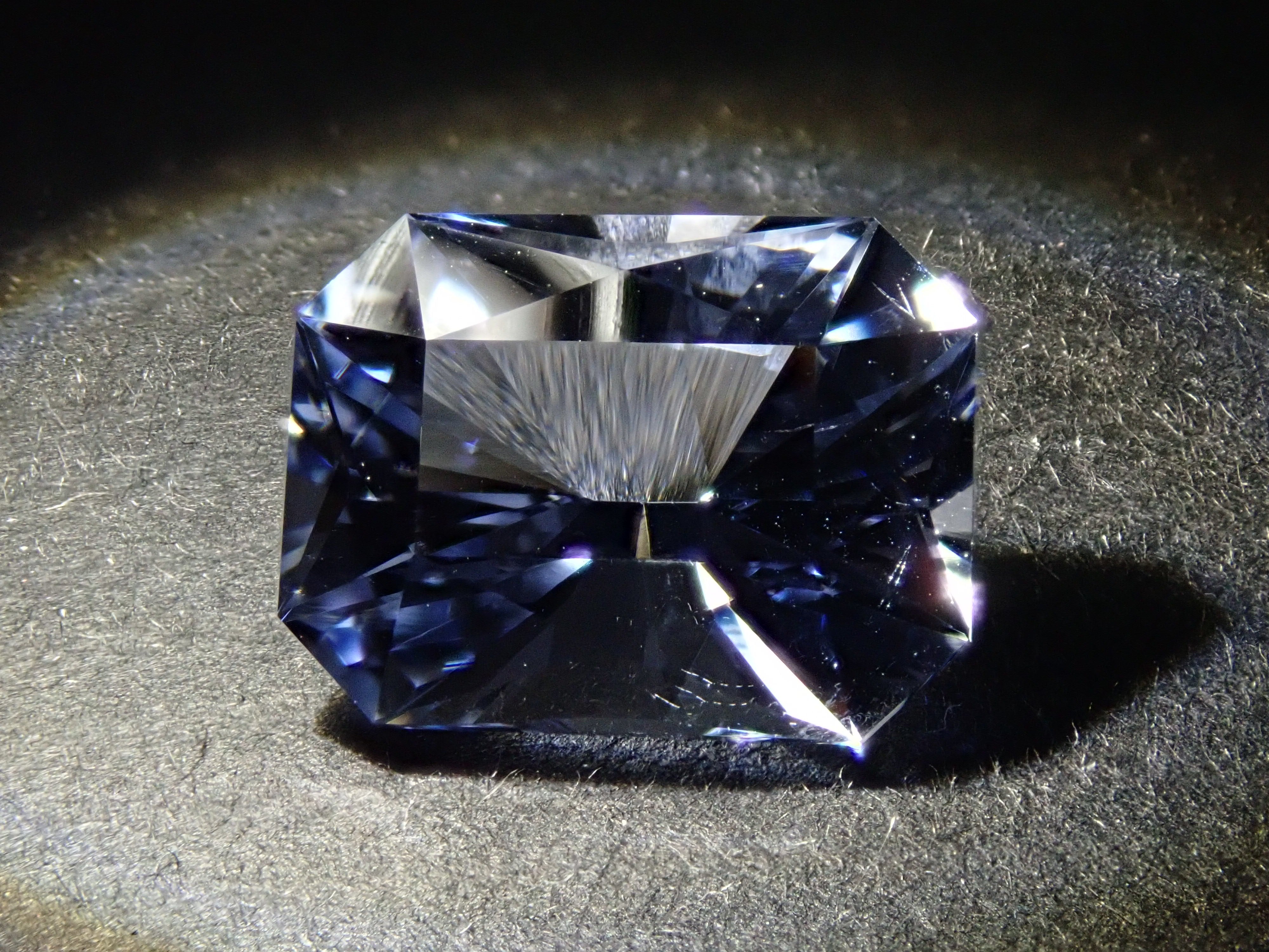 【12/14 22時販売】ブルーベリル(マシシベリル) 3.268ctルース